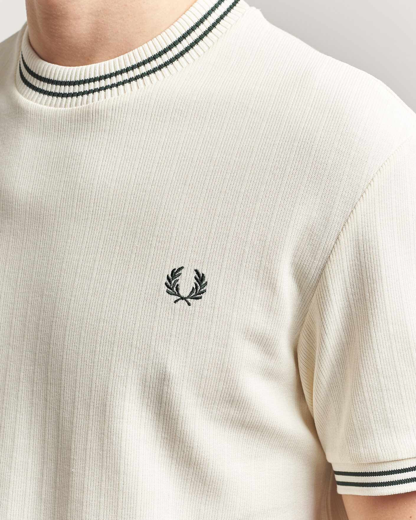 Men | T-Shirts | Fred Perry | Rib Knitted T-Shirt Ecru