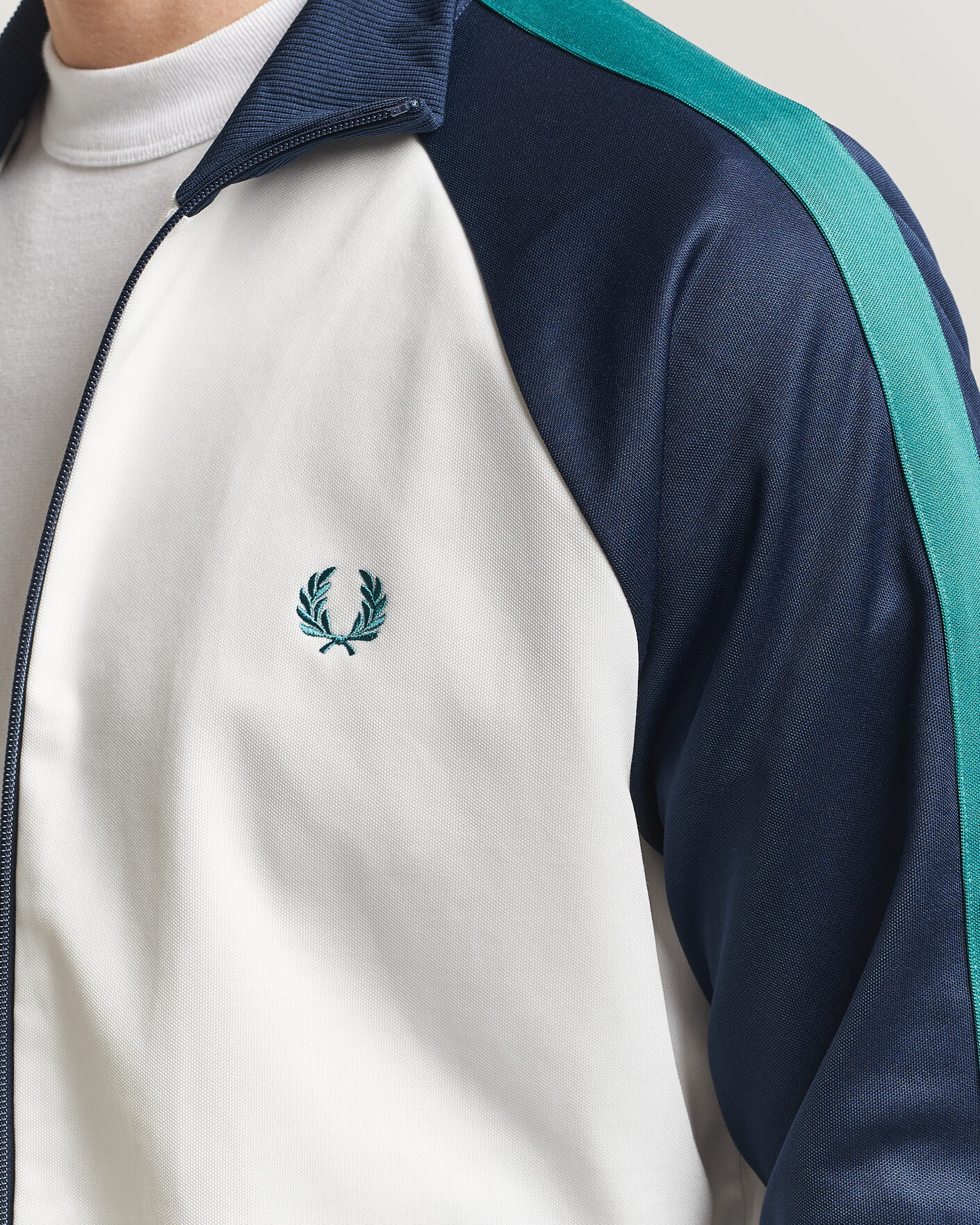 Men | Sweaters & Knitwear | Fred Perry | Contrast Sleeve Track Jacket Snow White