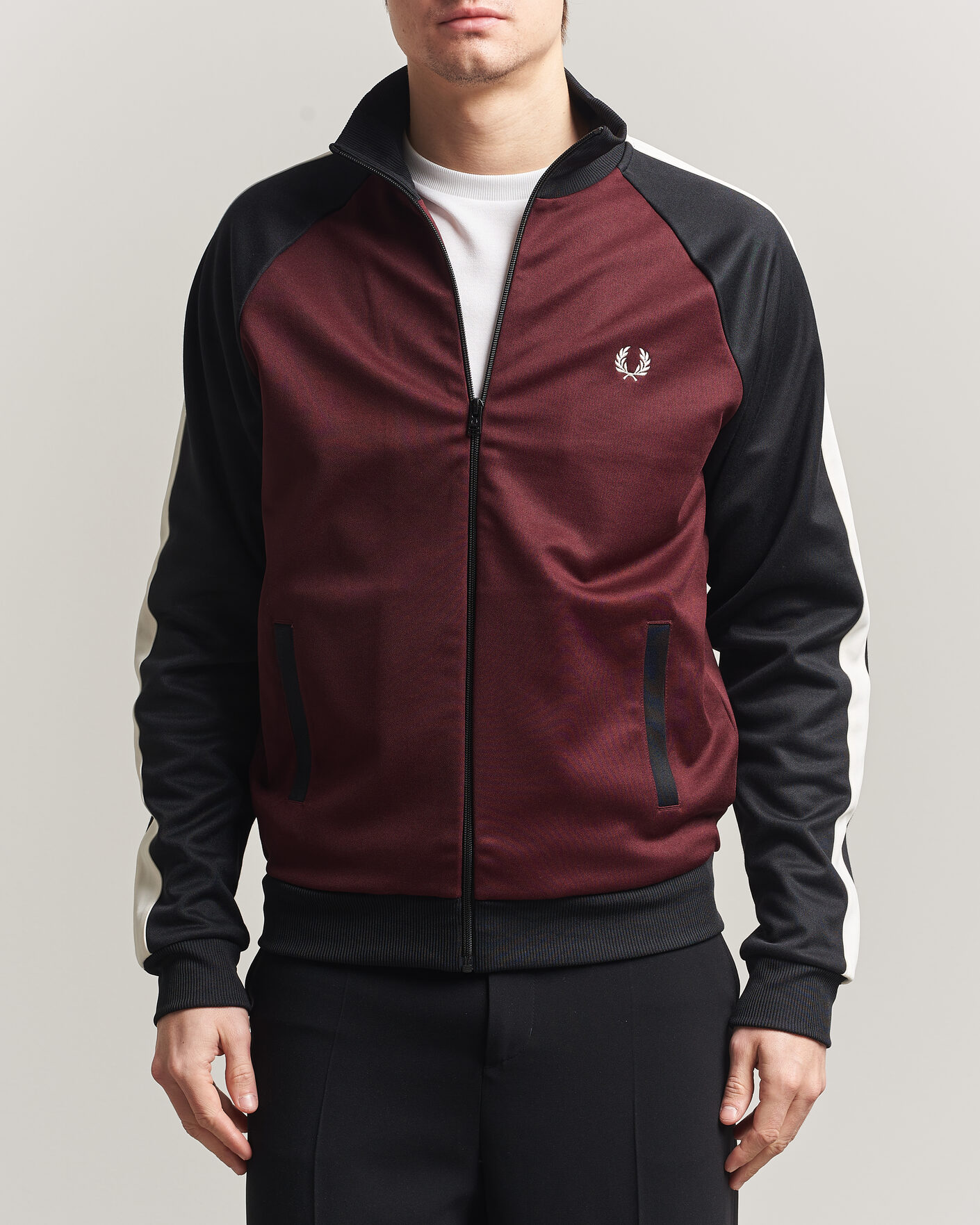 Men | Sweaters & Knitwear | Fred Perry | Contrast Sleeve Track Jacket Oxblood