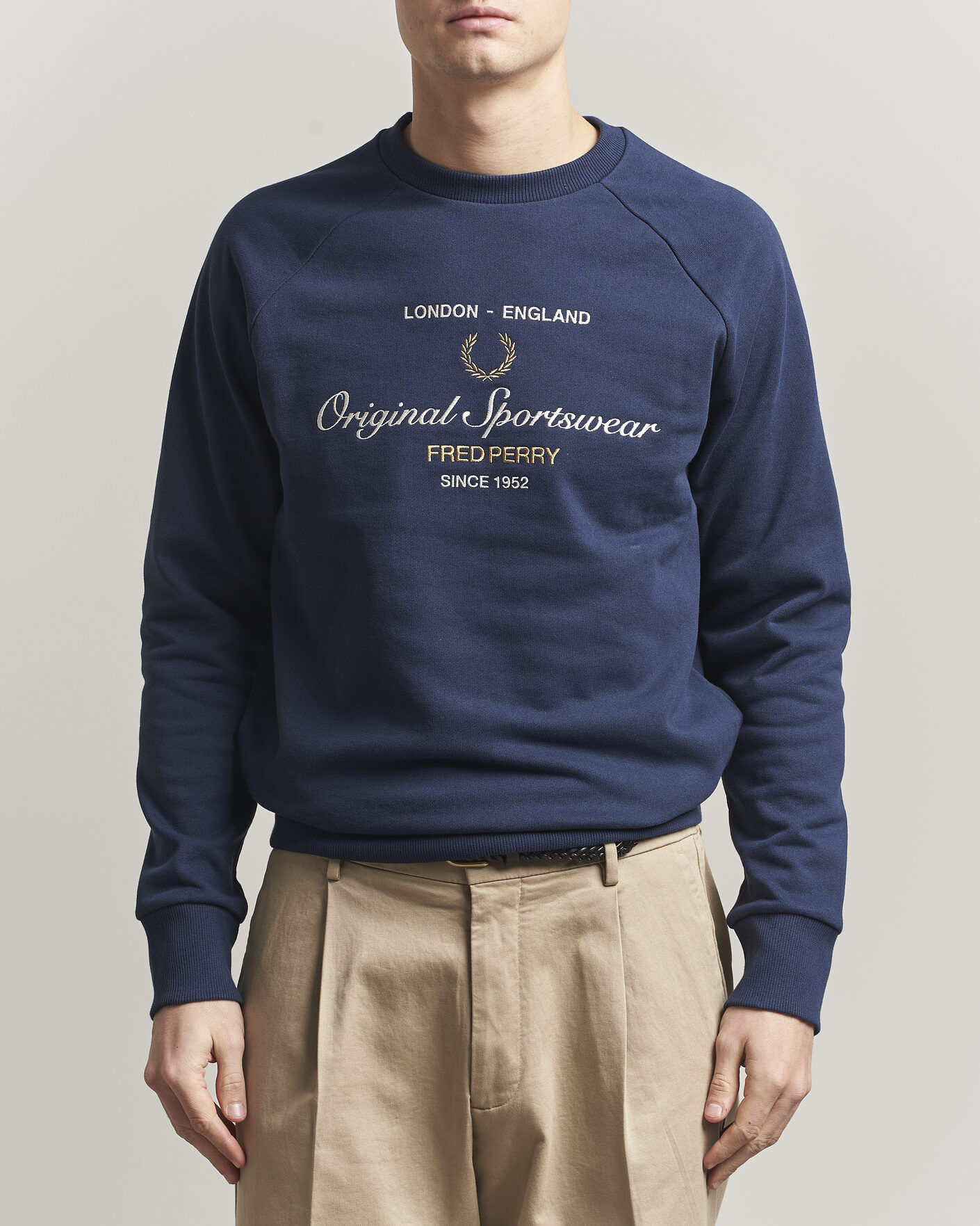 FRED PERRY ネイビートレーナー Fred Perry Original Sportswear Sweatshirt Tennis Blue at