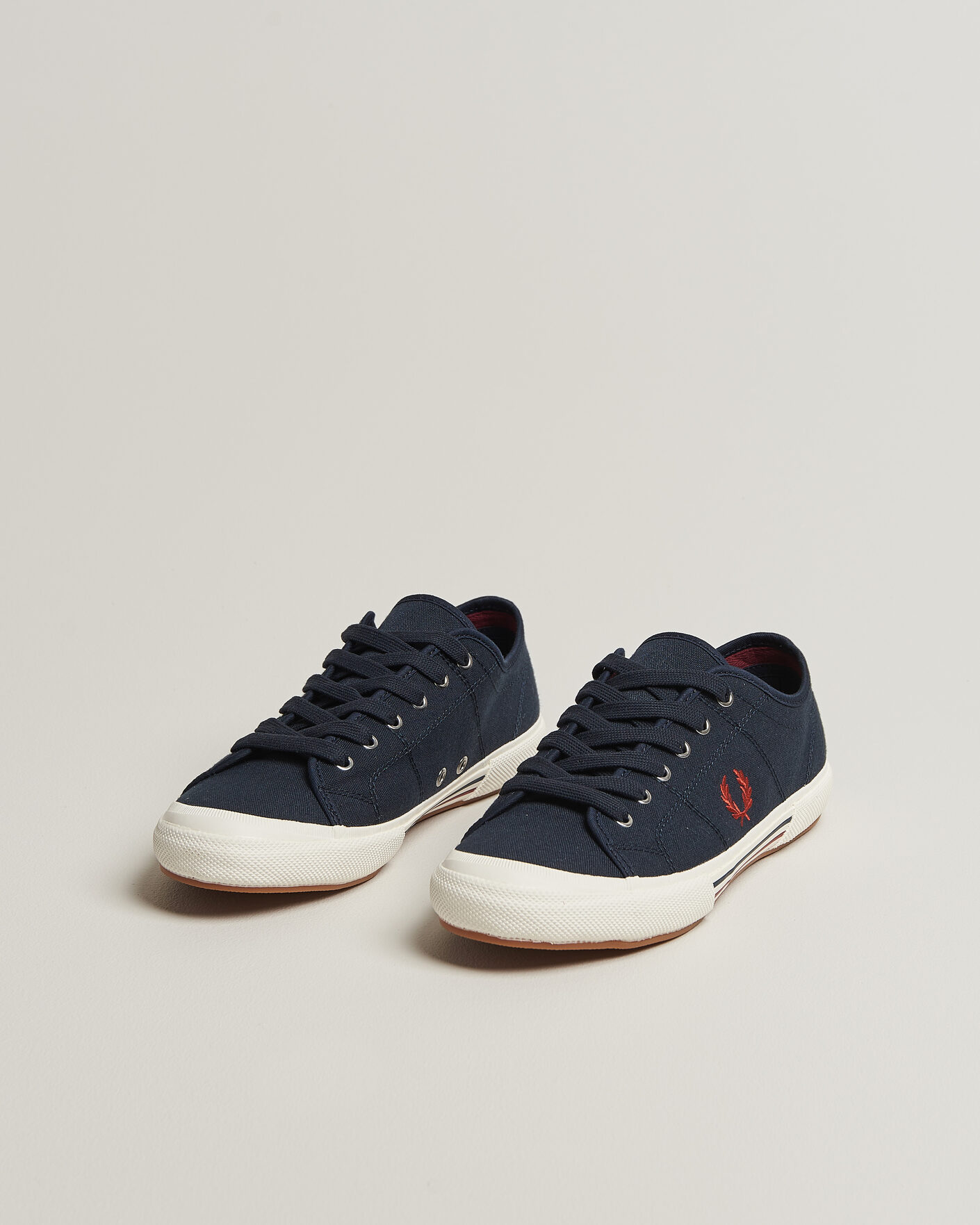 Men | Sneakers | Fred Perry | B708 Vintage Tennis Sneaker Navy