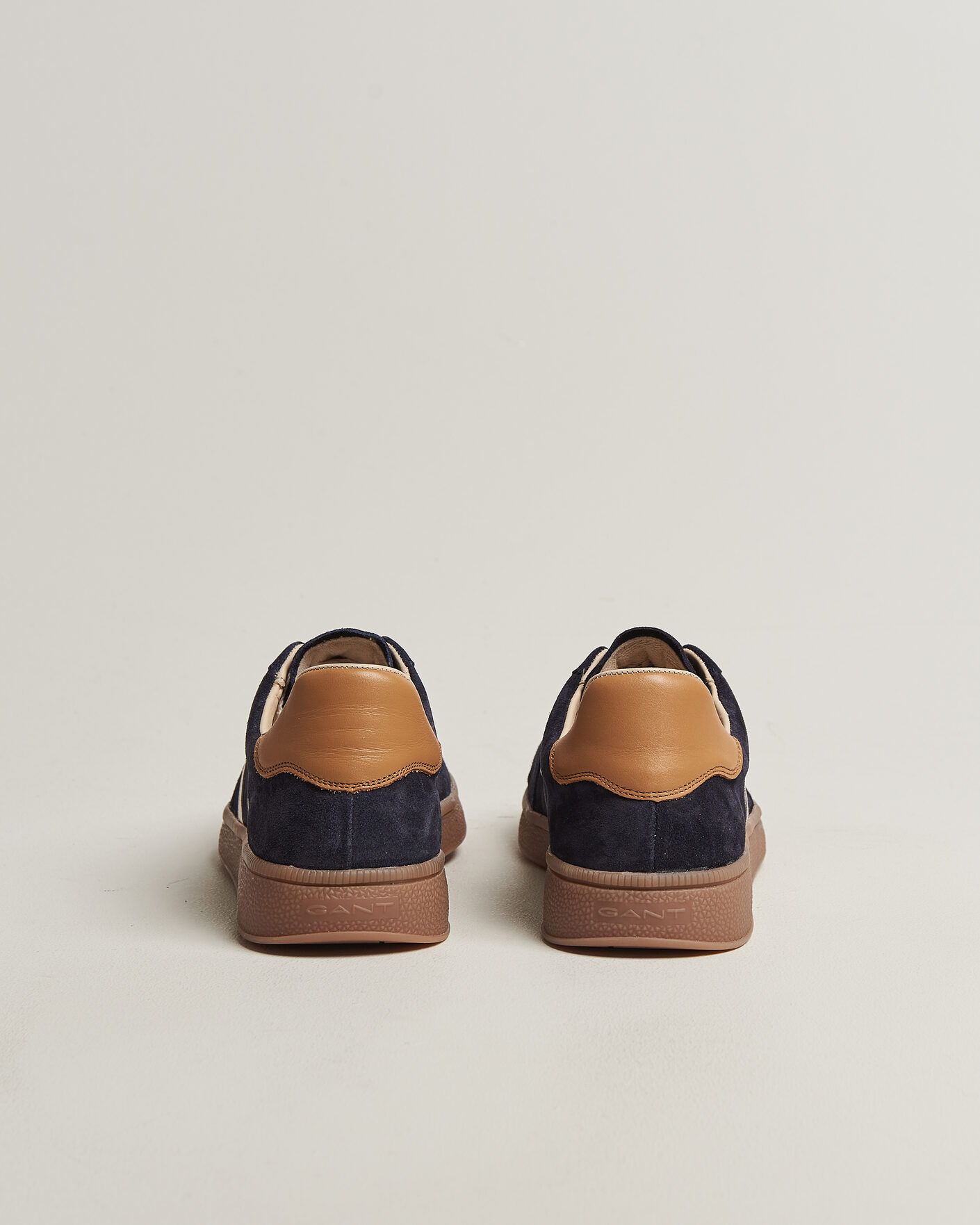Men | Sneakers | Gant | Cuzmo Suede Sneaker Marine/White