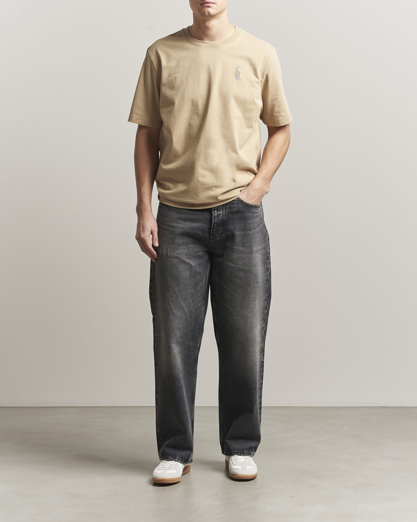 Men | T-Shirts | Maison Kitsuné | Dressed Fox T-Shirt Roasted Almond
