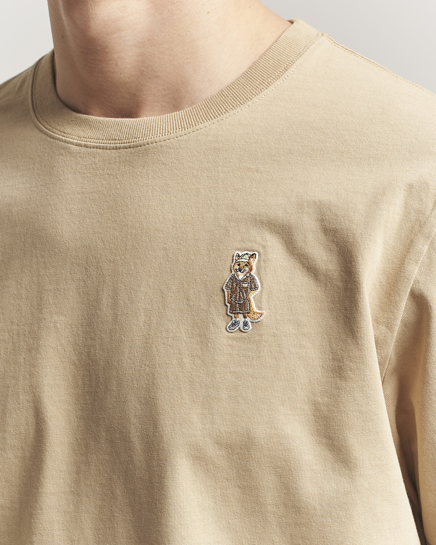 Men | T-Shirts | Maison Kitsuné | Dressed Fox T-Shirt Roasted Almond