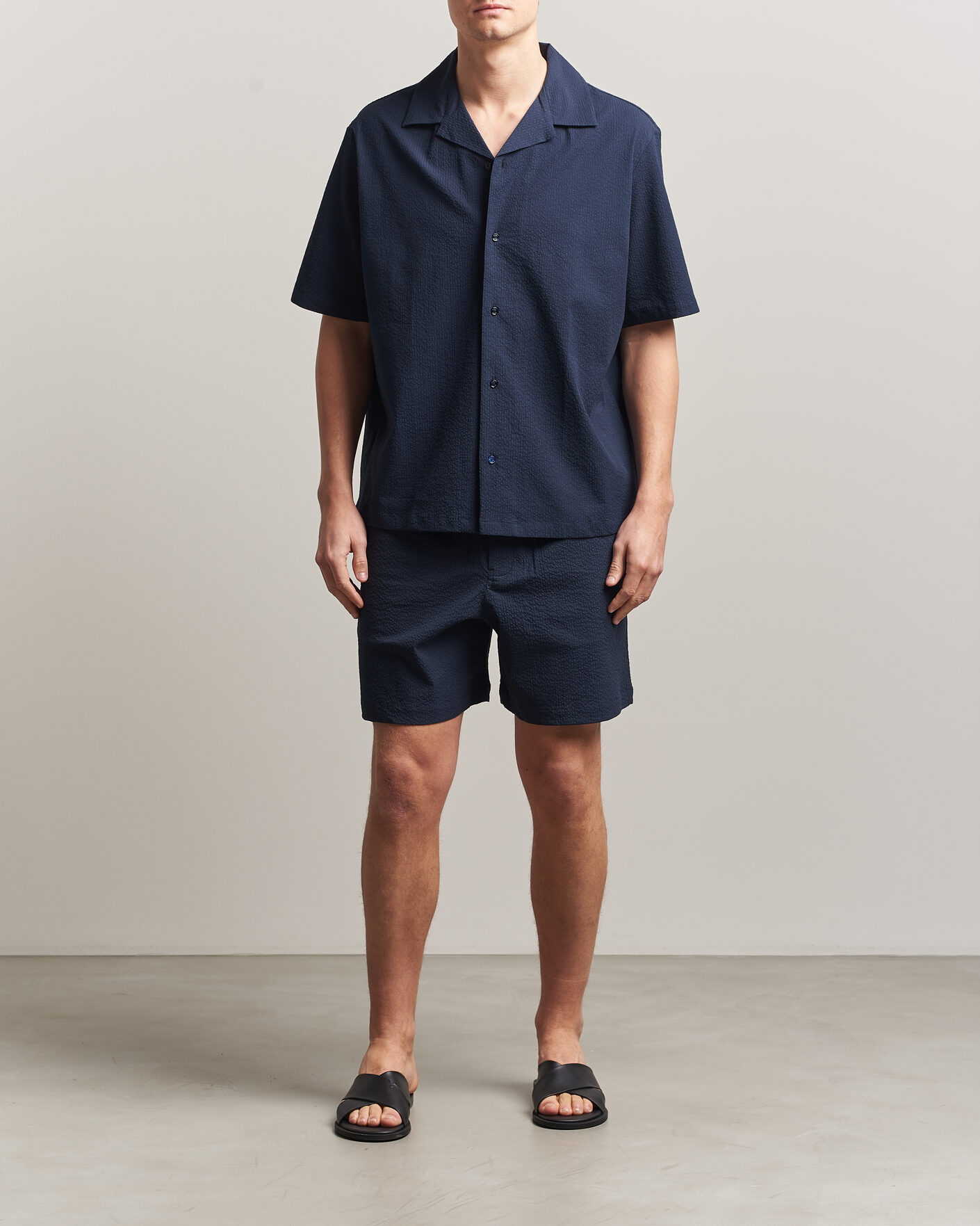 Men | Shorts | Maison Kitsuné | Seersucker Drawstring Shorts Navy