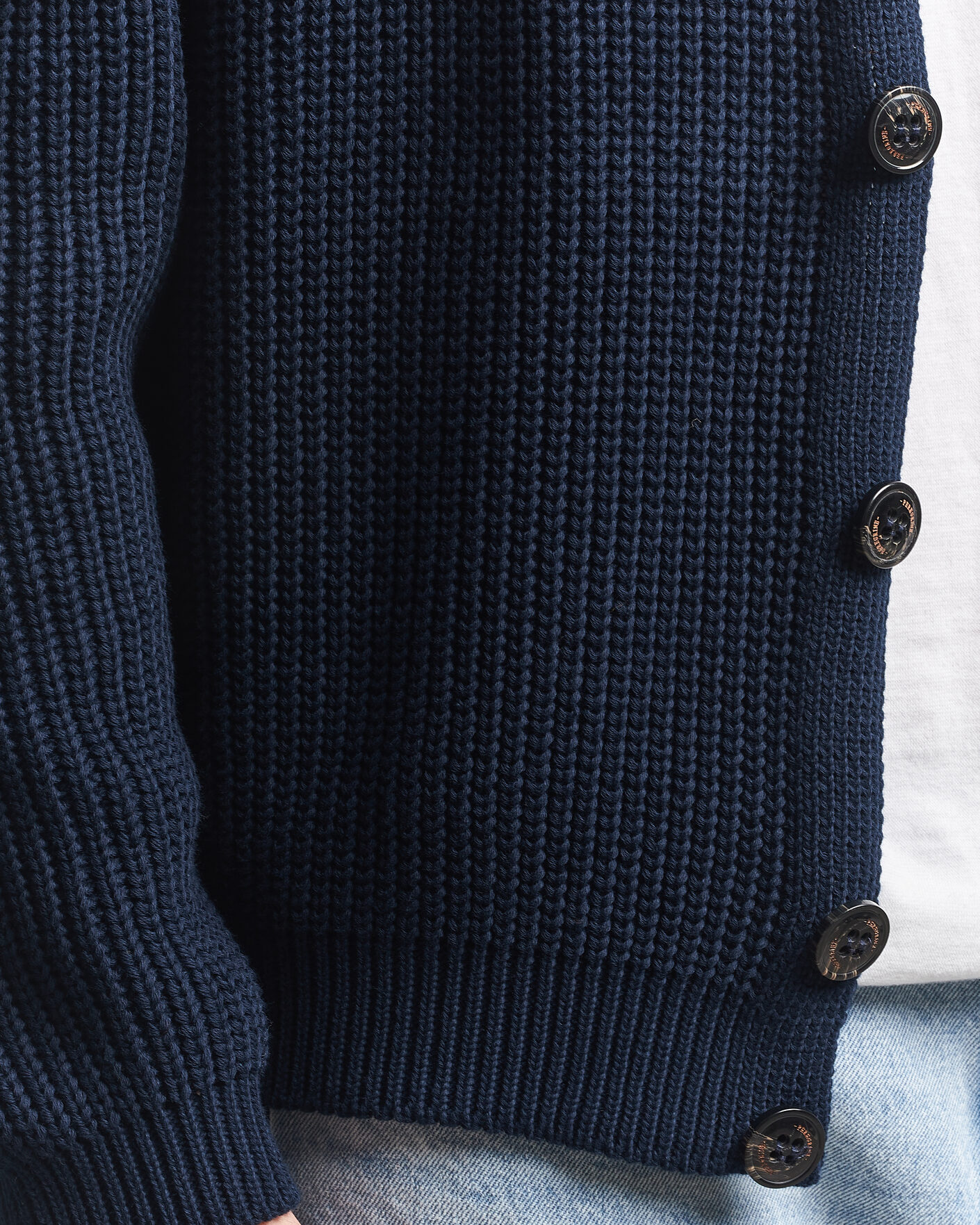 Men | Sweaters & Knitwear | Peregrine | River Cotton Cardigan Navy