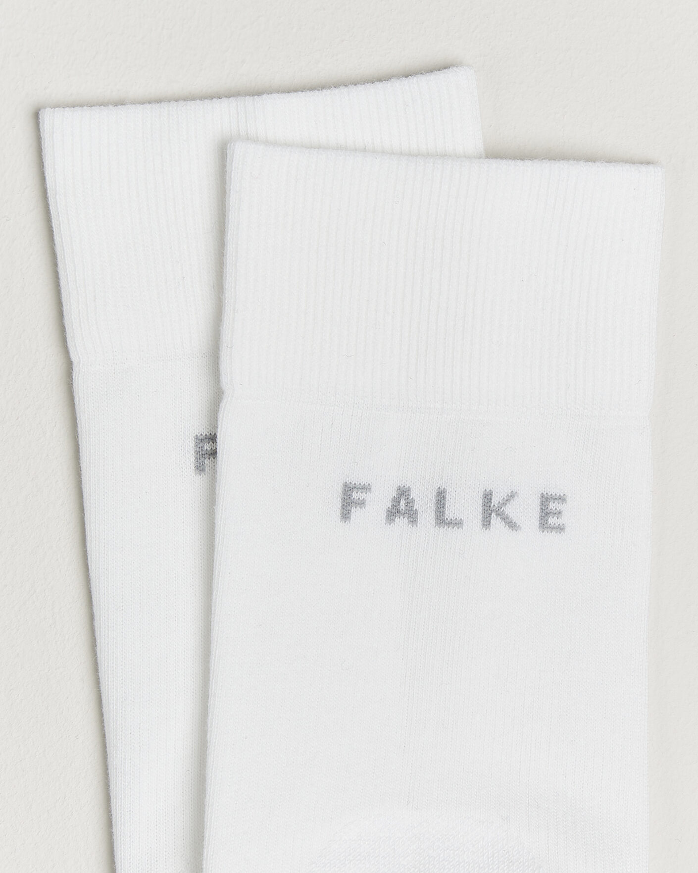 Men | Underwear & Socks | Falke Sport | RU4 Endurance Compression Running Socks White