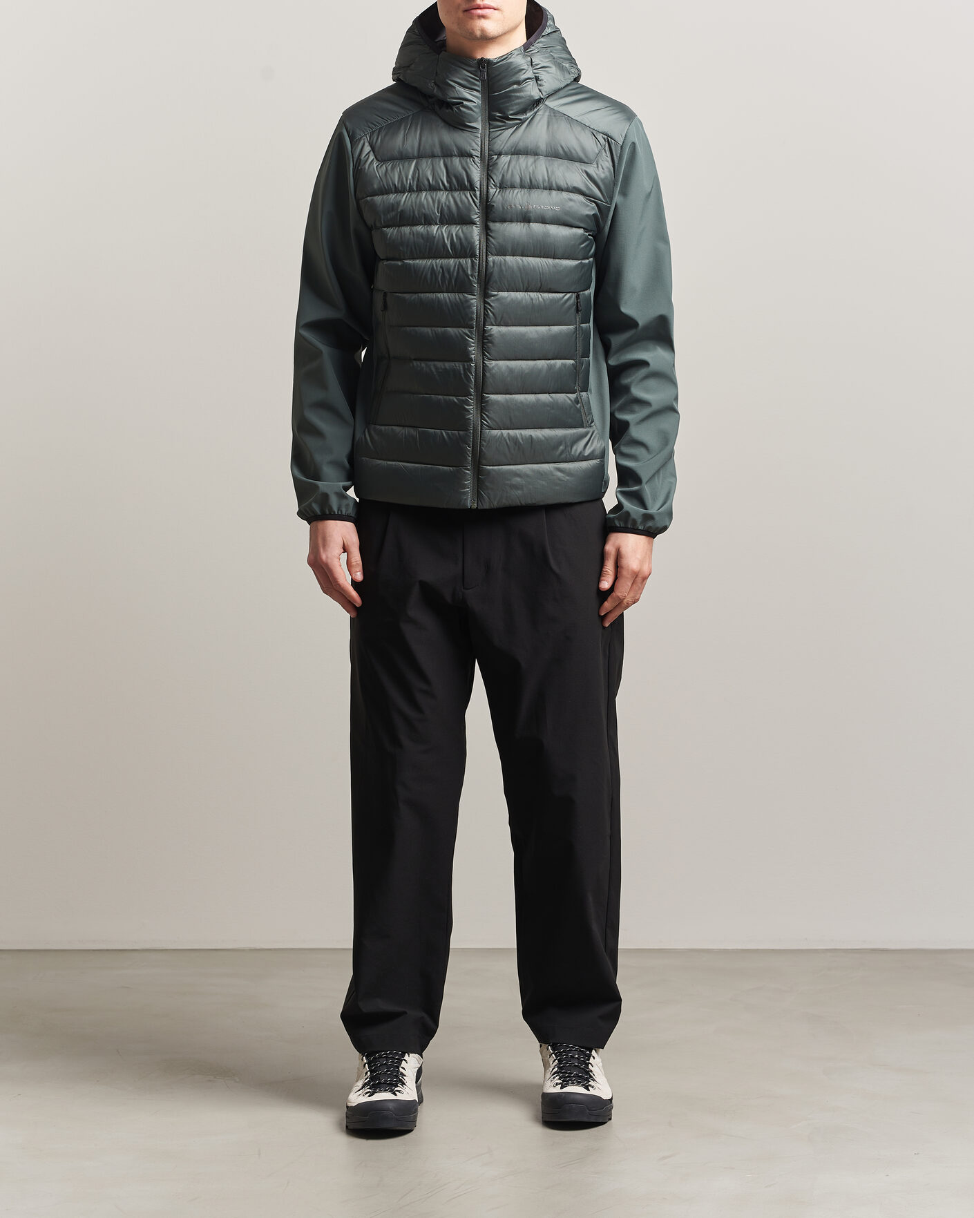 Men | Coats & Jackets | Sail Racing | Spray Hooded Hybrid Jacket Aurora Green