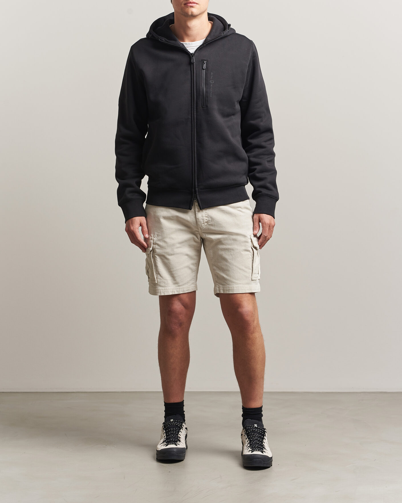 Men | Shorts | Sail Racing | Grinder Corduroy Cargo Shorts Sand