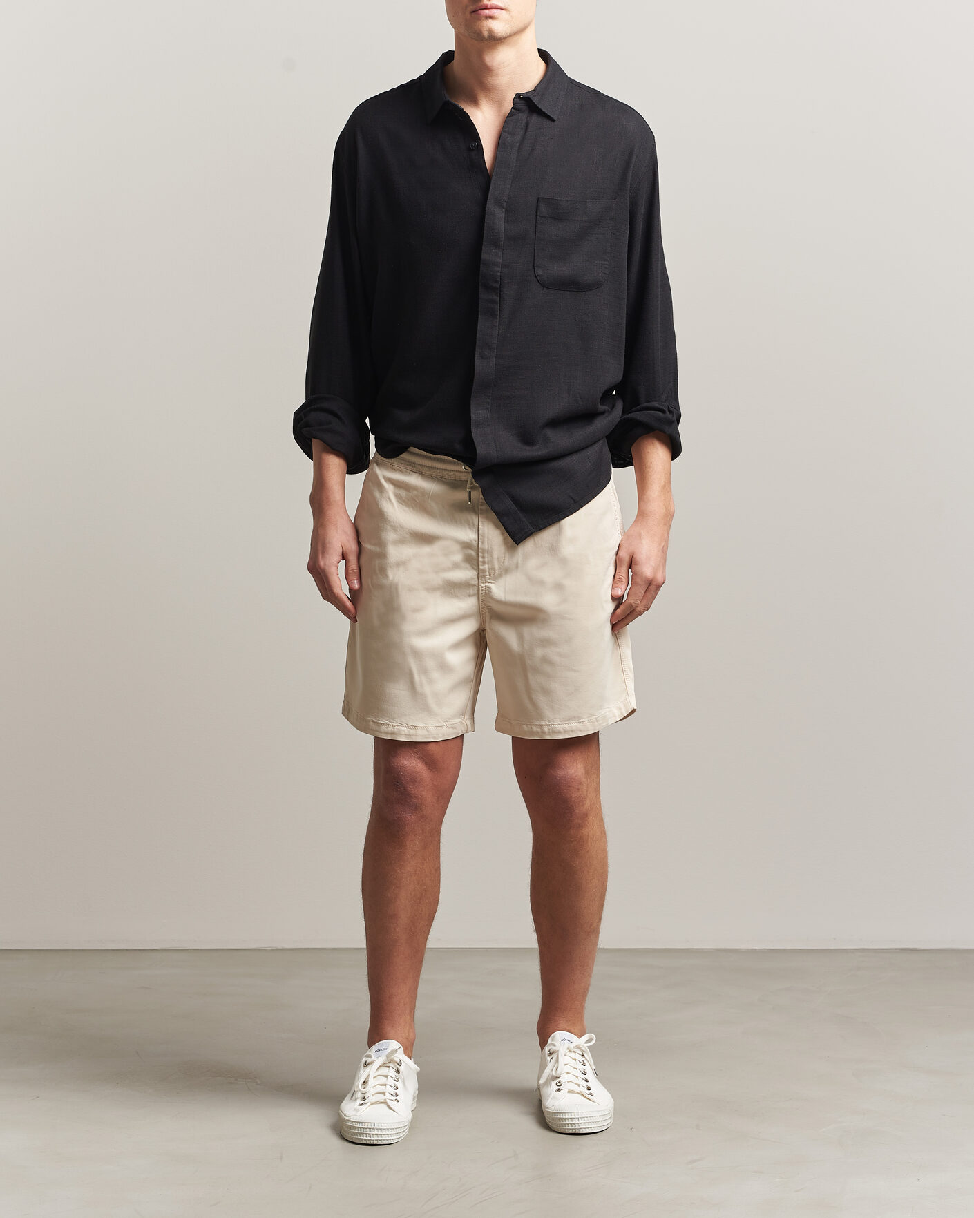 Men | Shirts | KnowledgeCotton Apparel | Linen/Lycell Relaxed Long Sleeve Shirt Black