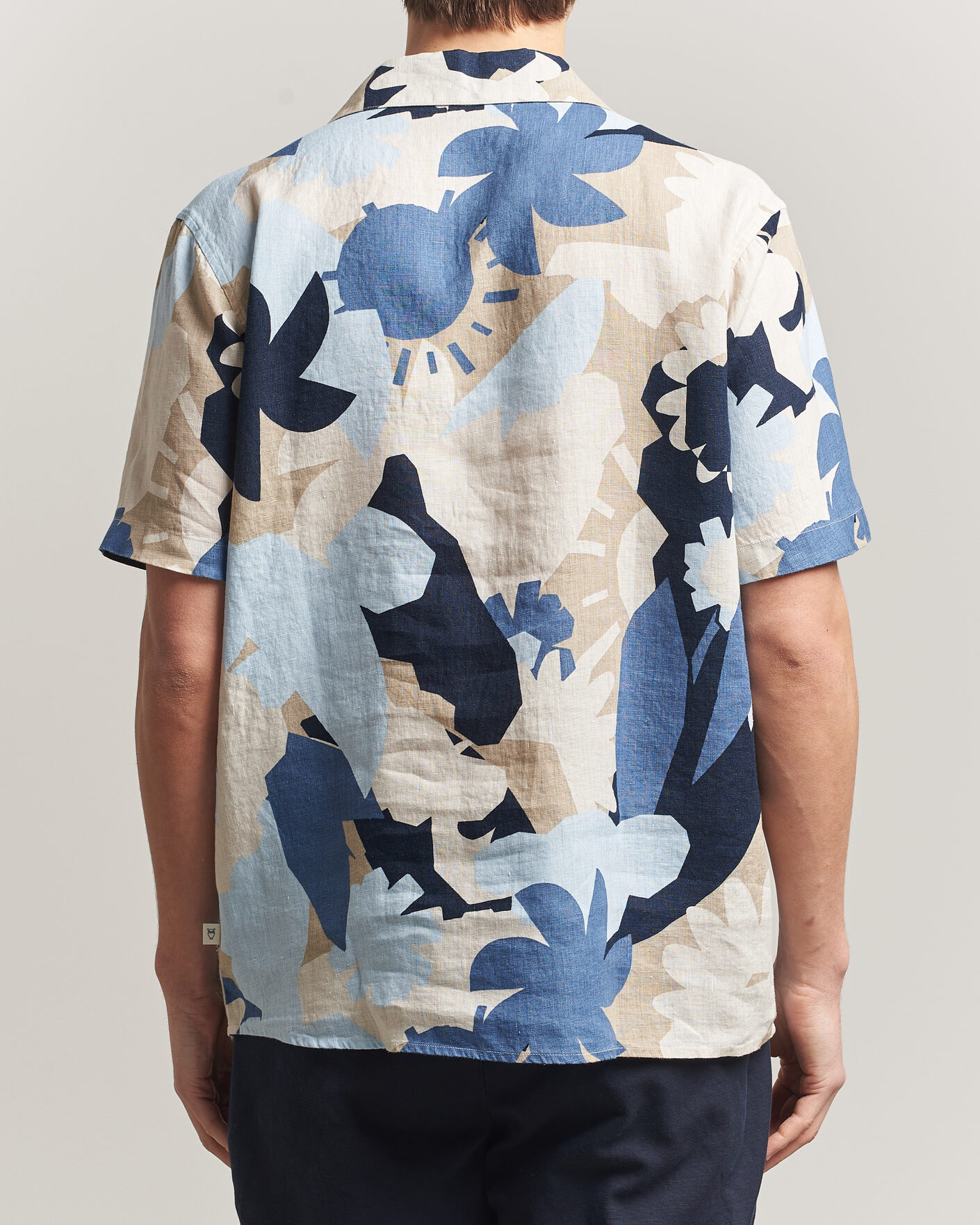 Men | Shirts | KnowledgeCotton Apparel | Relaxed Printed Linen Short Sleeve Shirt Blue