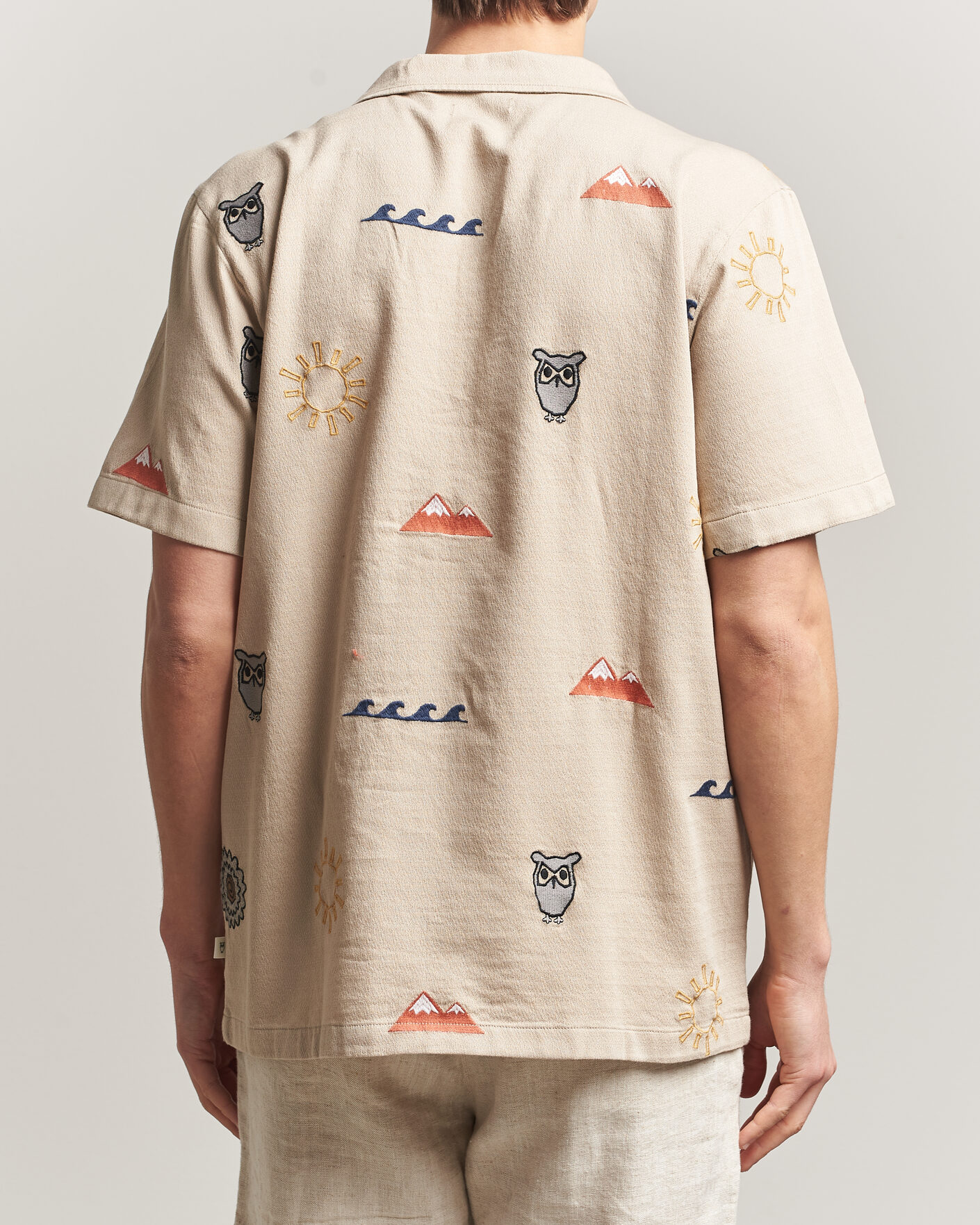 Men | Shirts | KnowledgeCotton Apparel | Relaxed Embroidery Shirt Light Feather Grey