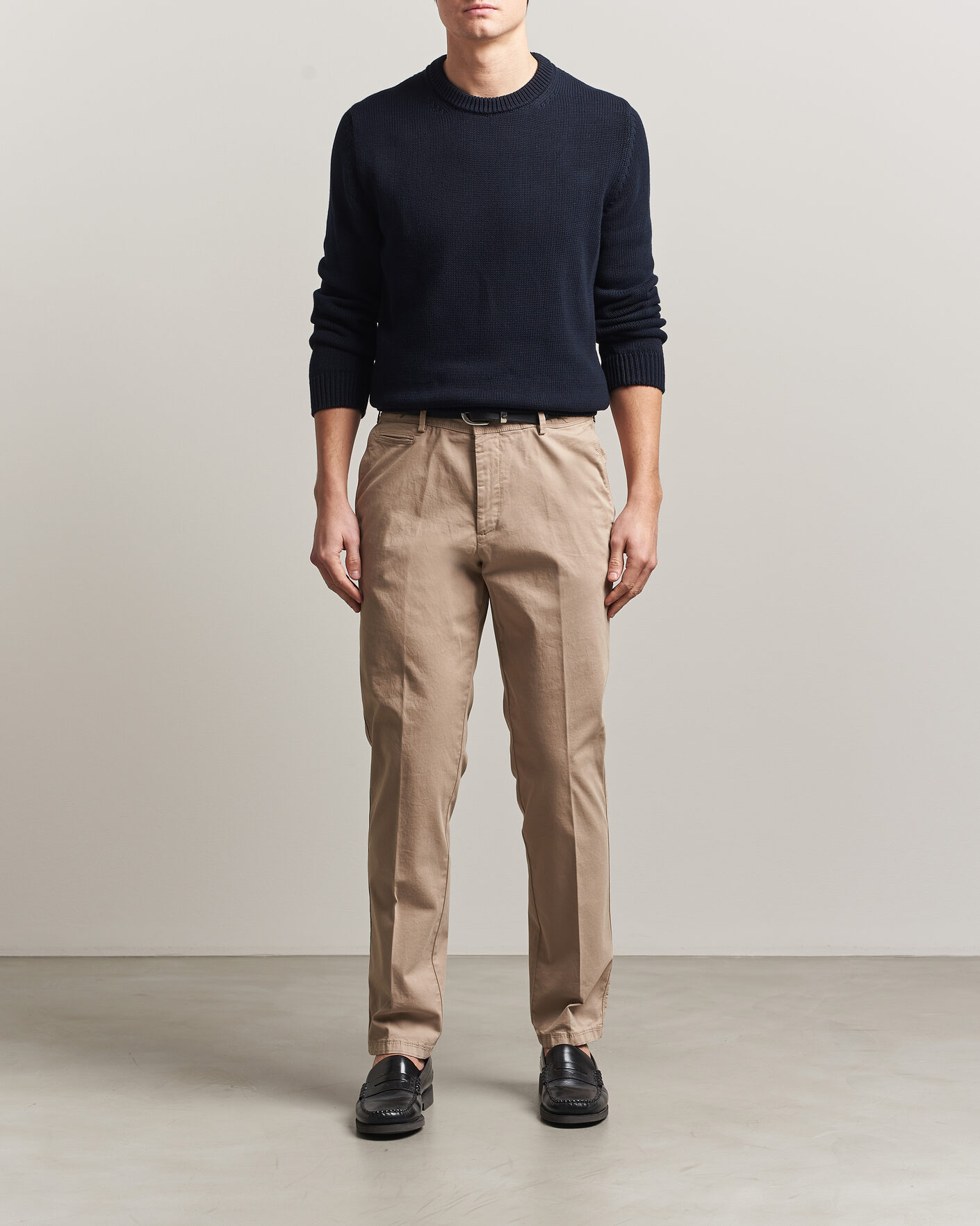 Men | Trousers | Oscar Jacobson | Danik Cotton Trousers Beige