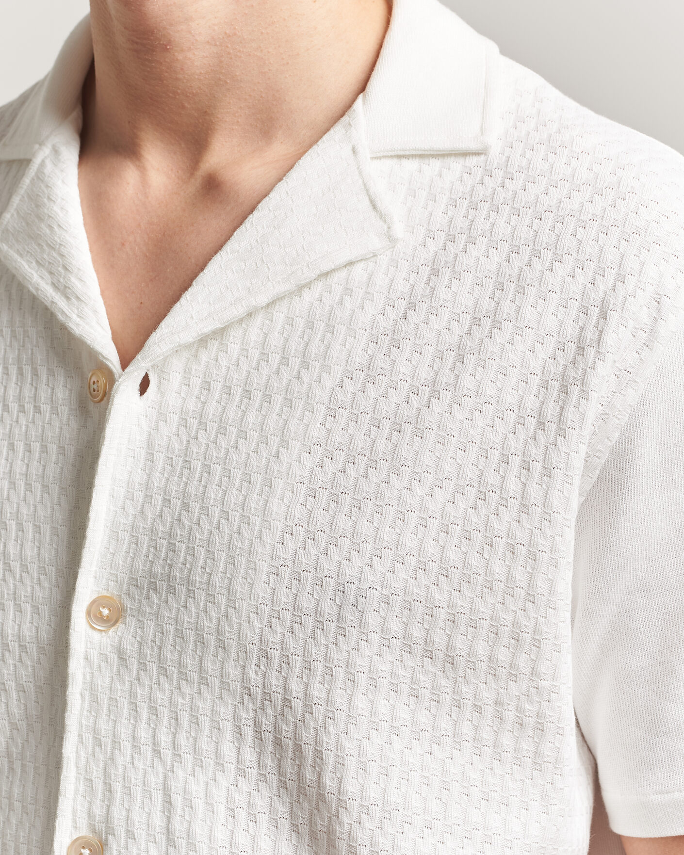 Men | Shirts | Oscar Jacobson | Kirk Knitted Short Sleeve Shirt Snow White