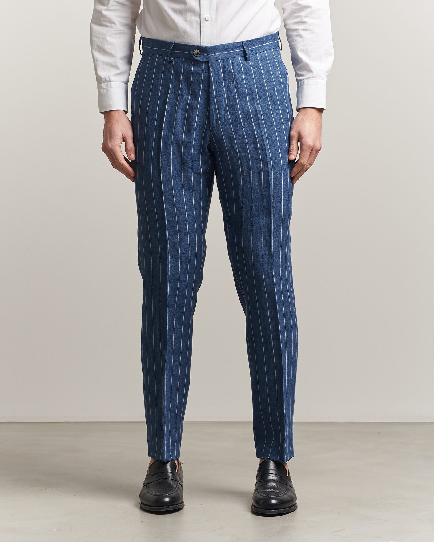 Men | Trousers | Oscar Jacobson | Dandy Striped Linen Trousers Blue