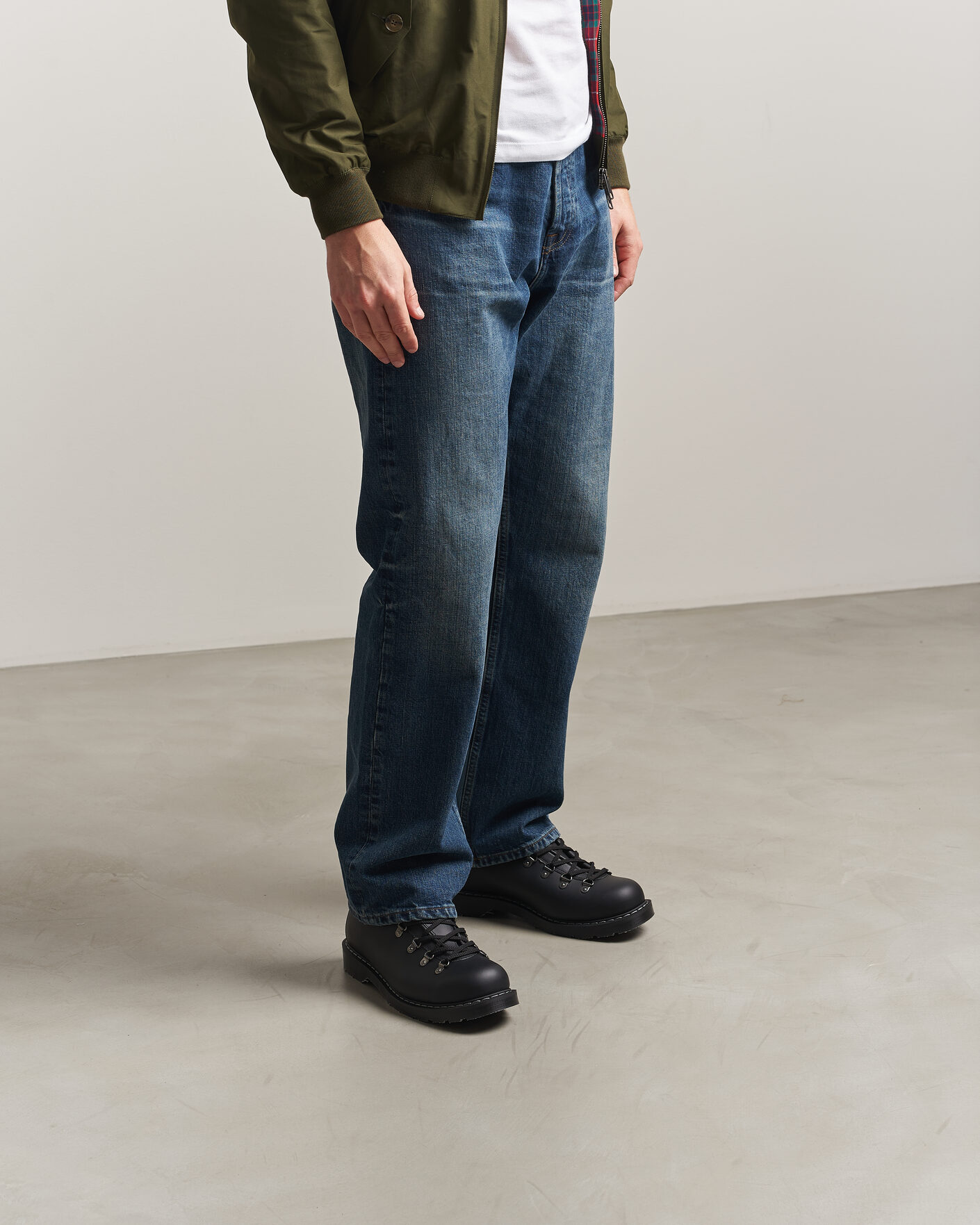 Men | Boots | Solovair | Urban Hiker Boot Black Waxy