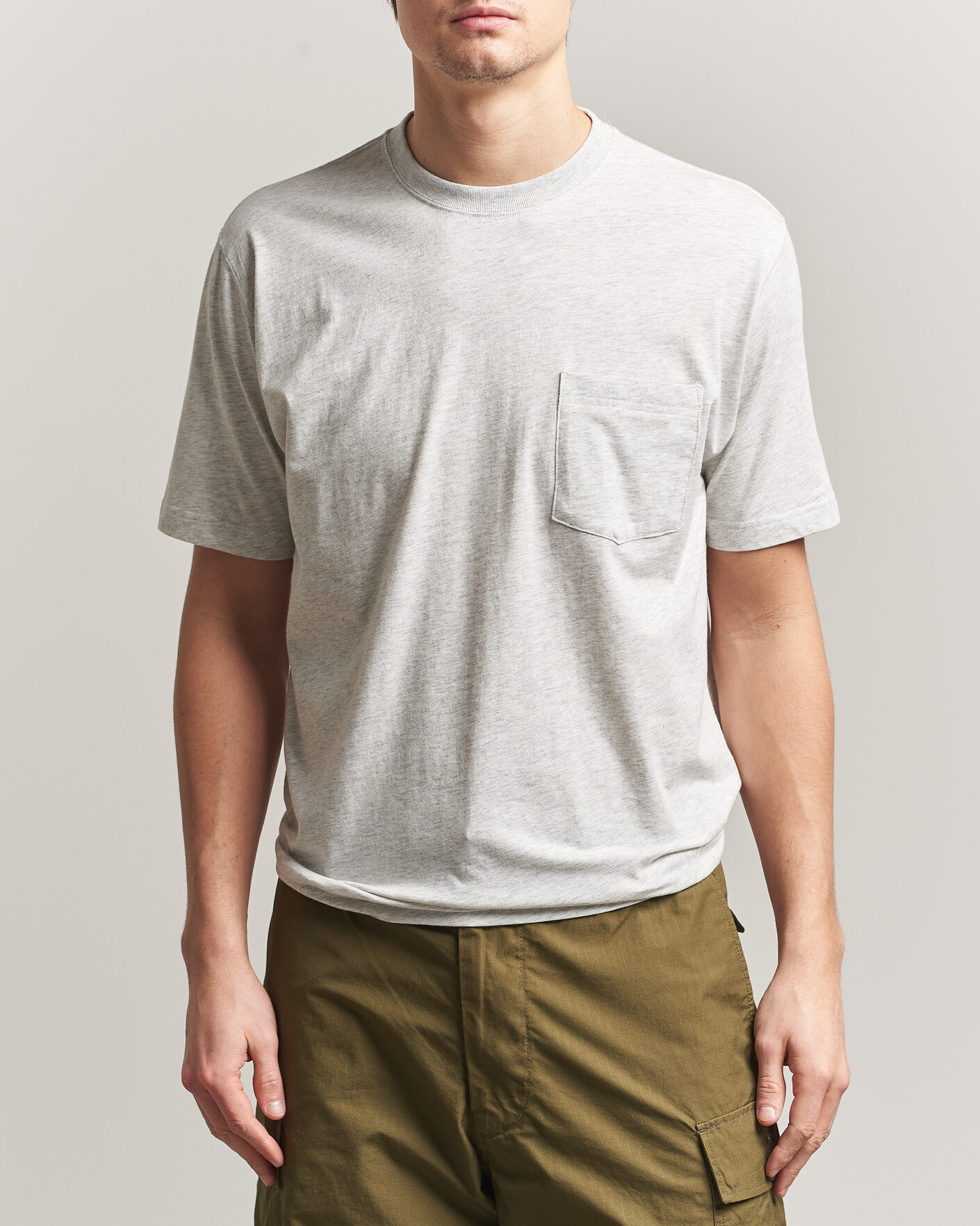 Men | T-Shirts | BEAMS PLUS | Pocket Tee Ash Grey