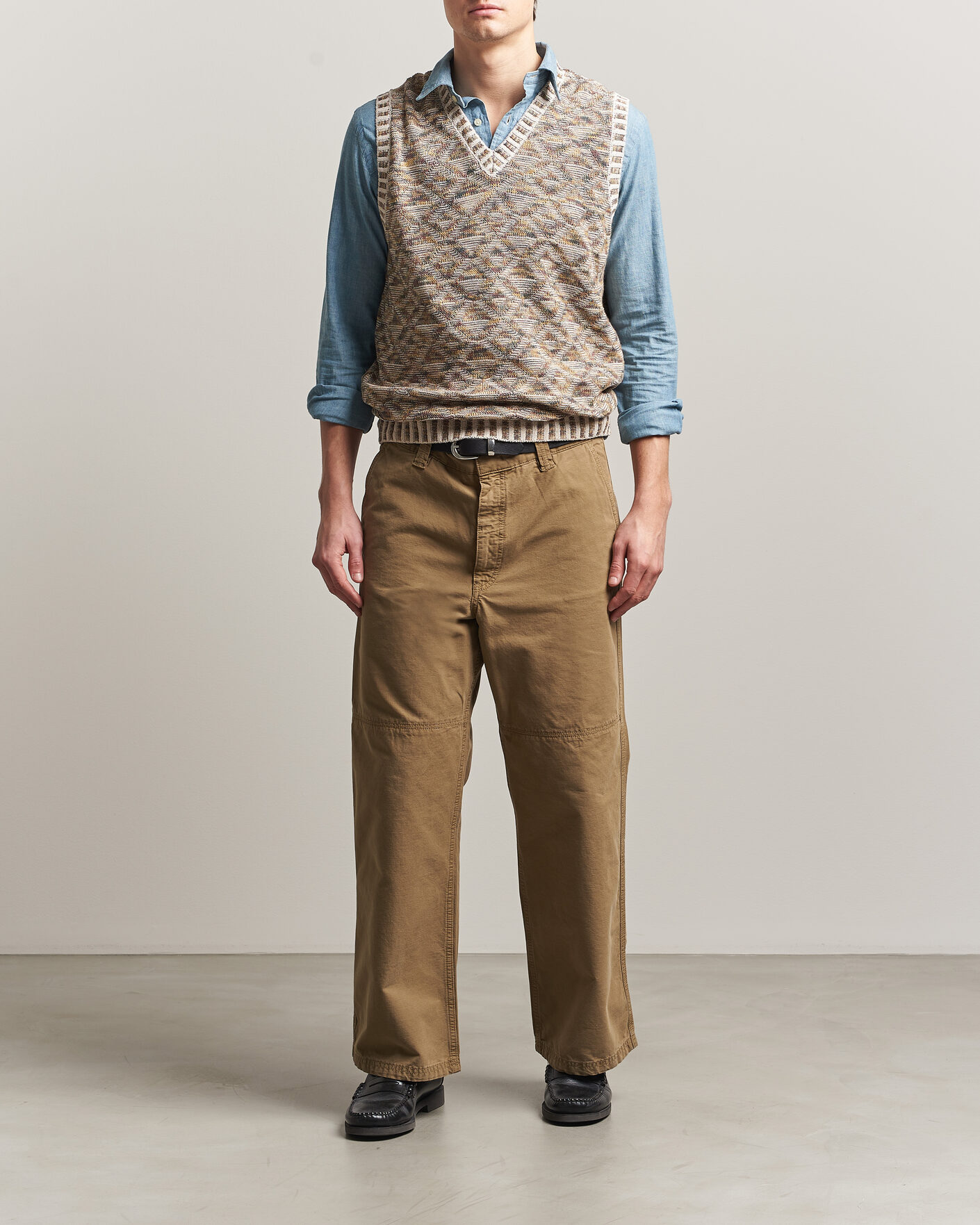 Men | Sweaters & Knitwear | BEAMS PLUS | Kasuri Jacquard Knit Vest Beige
