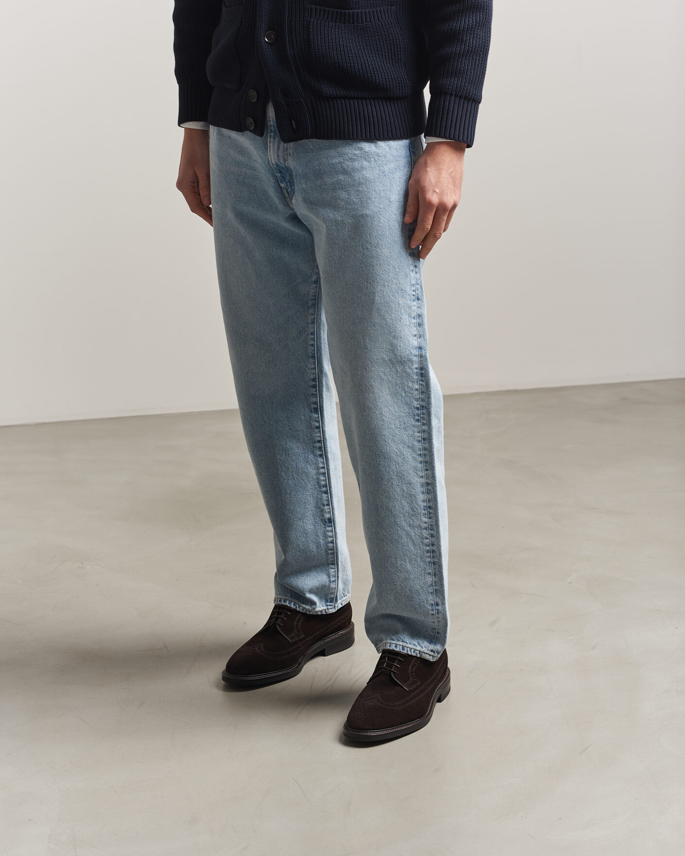 Men | Derby Shoes | Loake 1880 | Sovereign Longwing Suede Derby Dark Brown