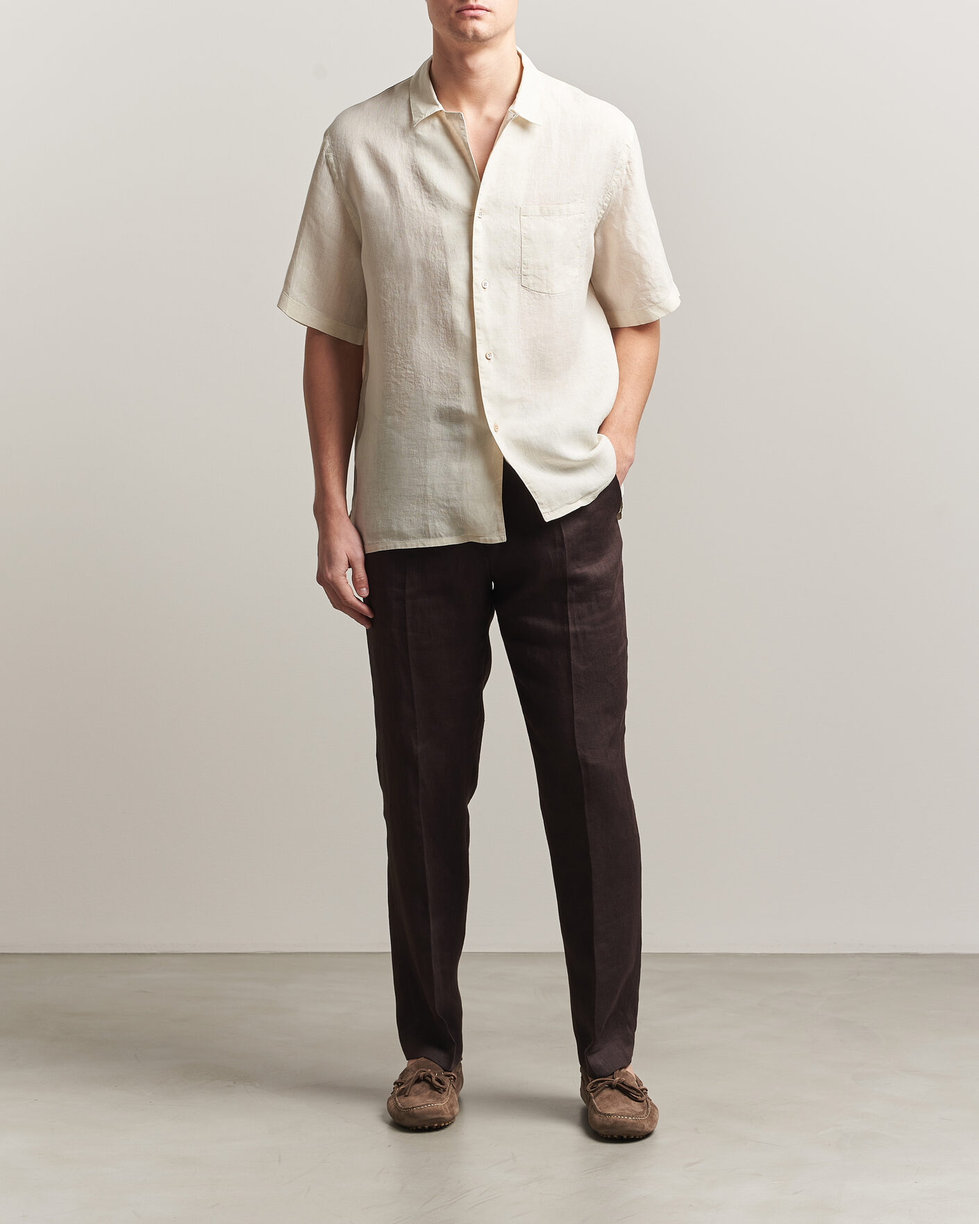 Men | Shirts | Grigio | Linen Camp Collar Shirt White