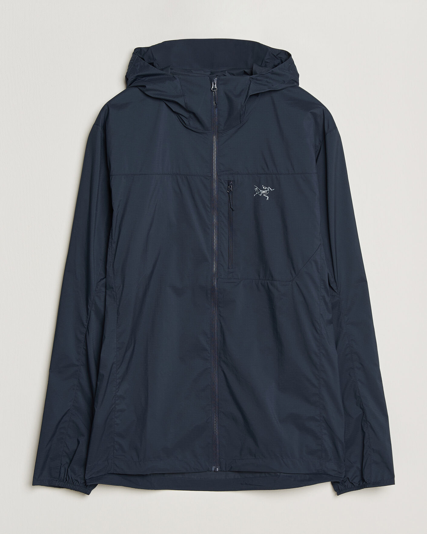 1126 Arc'teryx Squamish Lightweight Hooded Jacket Black Sapphire at