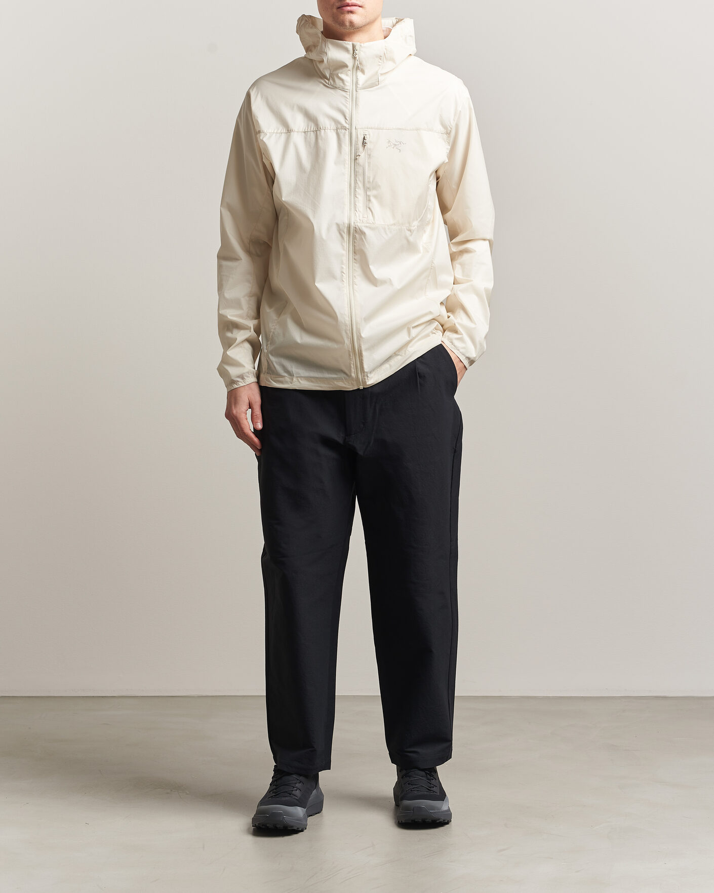 Arc'teryx Squamish Lightweight Hooded Jacket Sea Salt at