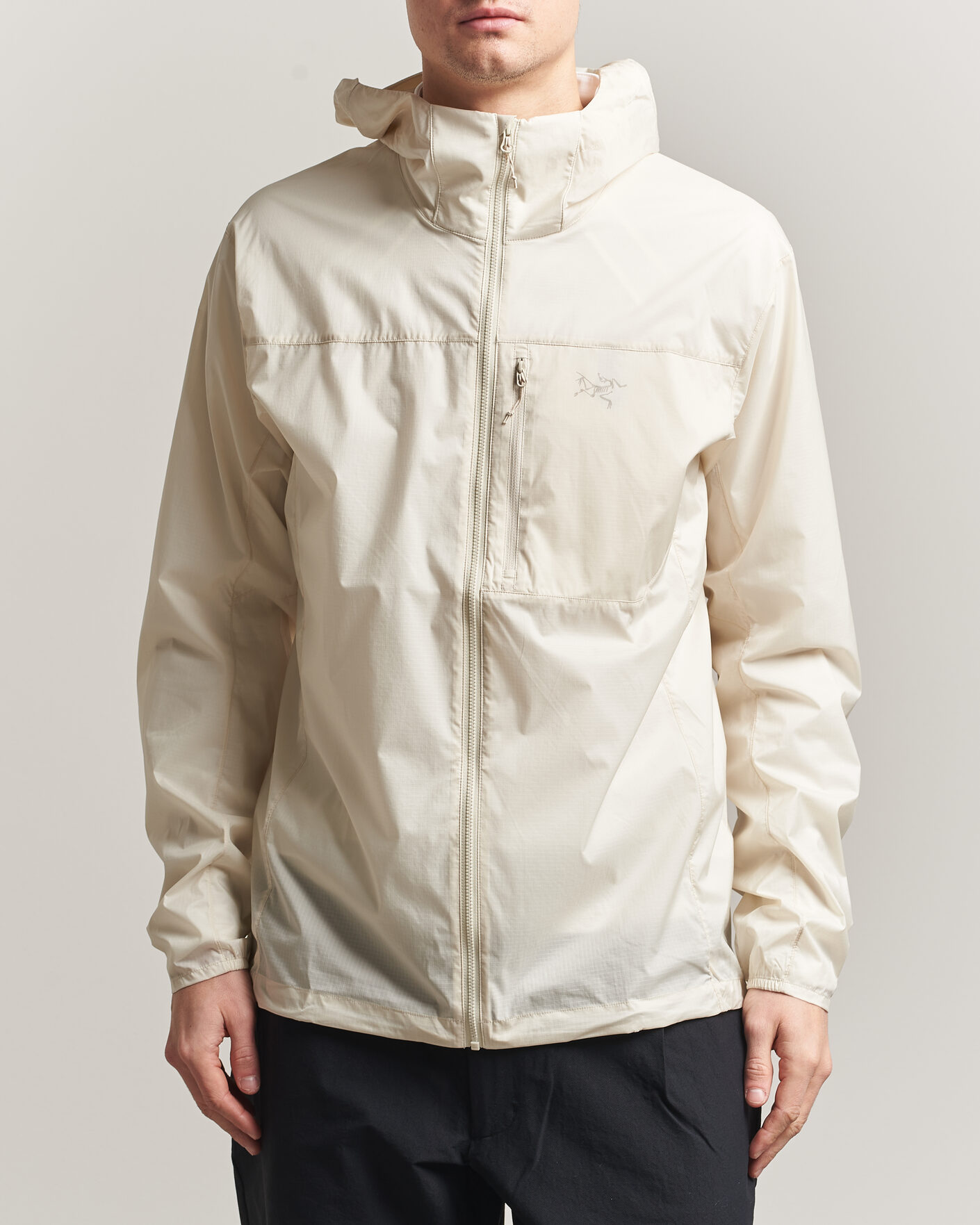 Arc'teryx Squamish Lightweight Hooded Jacket Sea Salt at