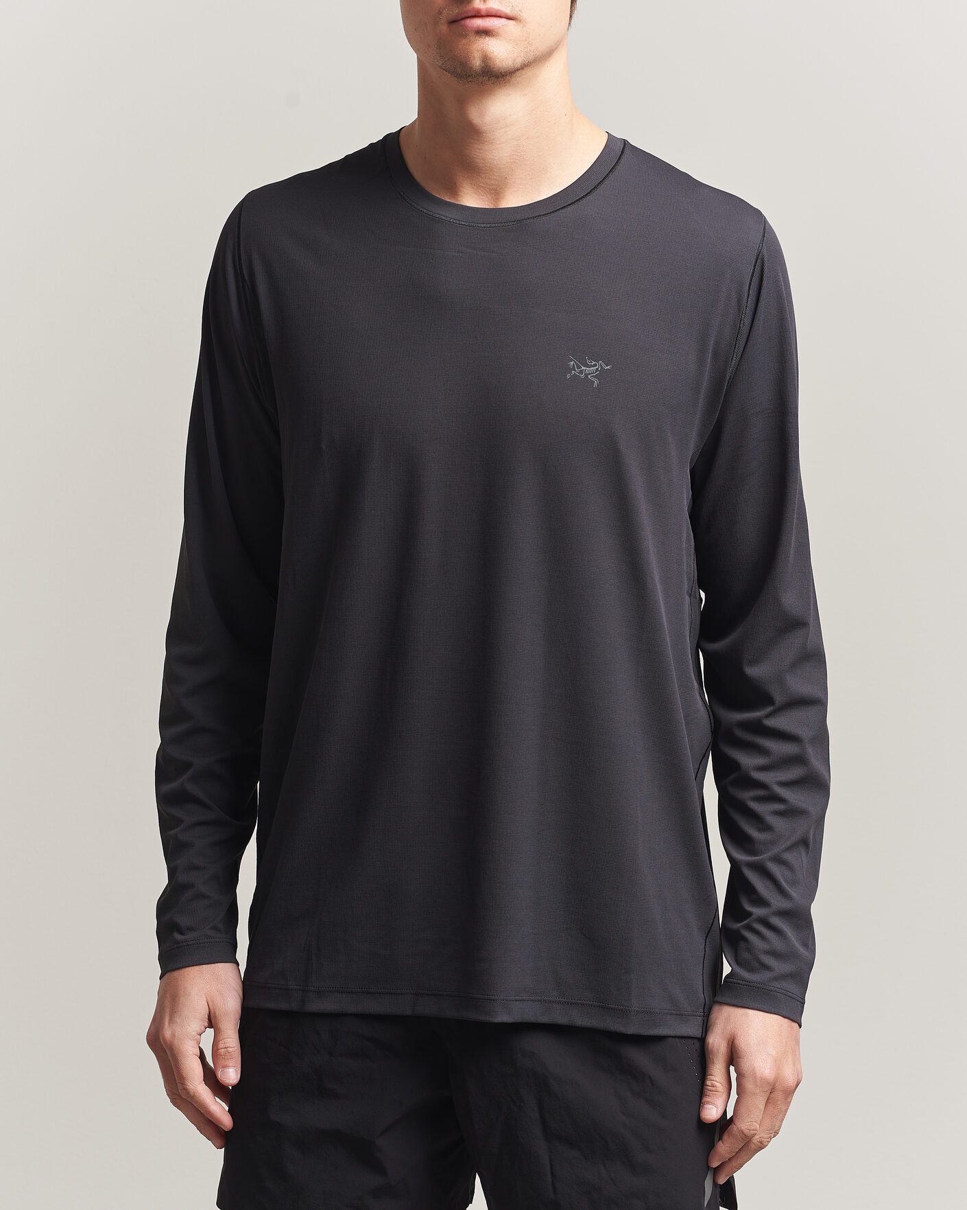 Men | T-Shirts | Arc'teryx | Cormac Long Sleeve T-Shirt Black