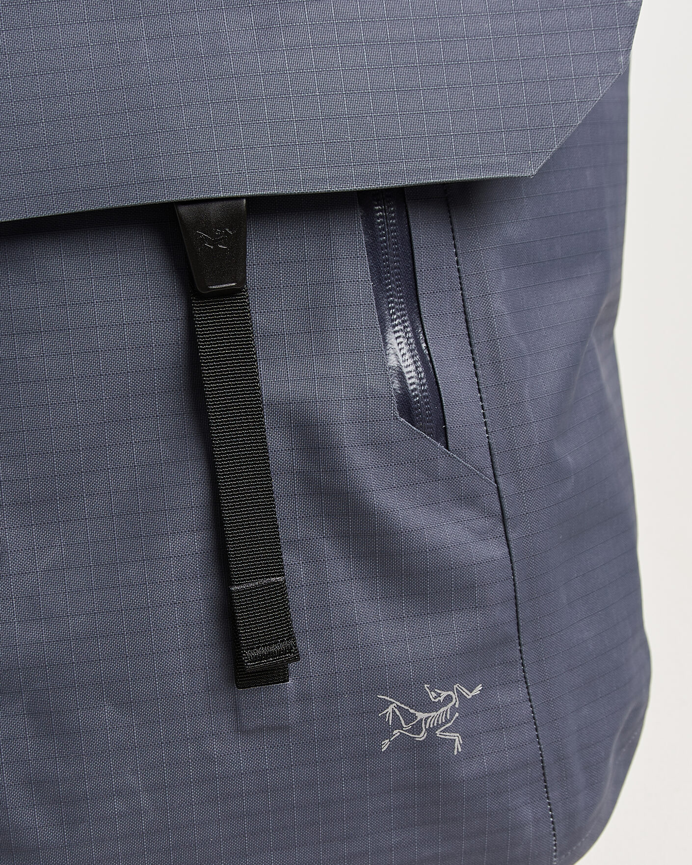 Men | Bags | Arc'teryx | Granville 25L Backpack Dark Stratus