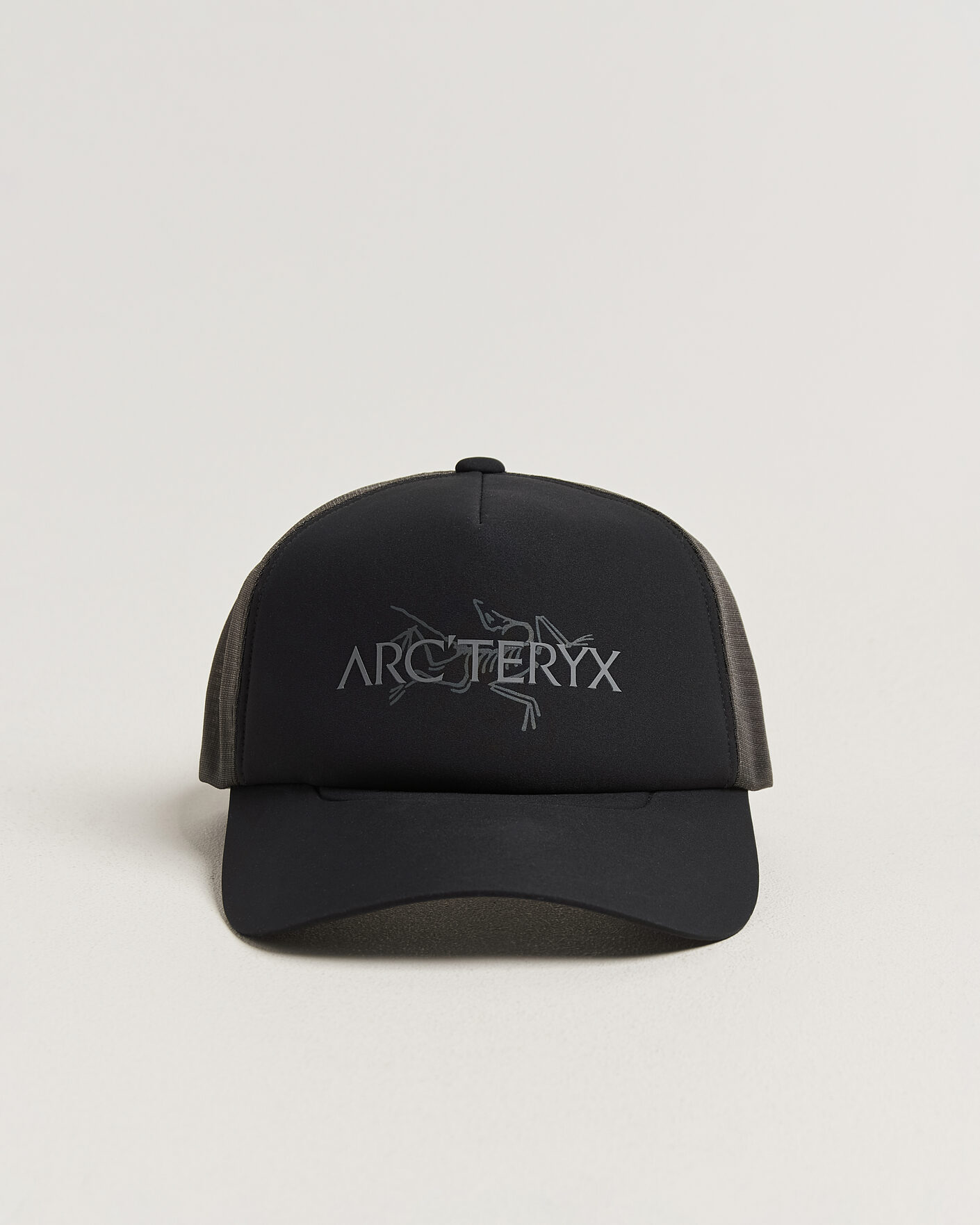 Men | Hats & Caps | Arc'teryx | Bird Word Trucker Cap Black/Cloud
