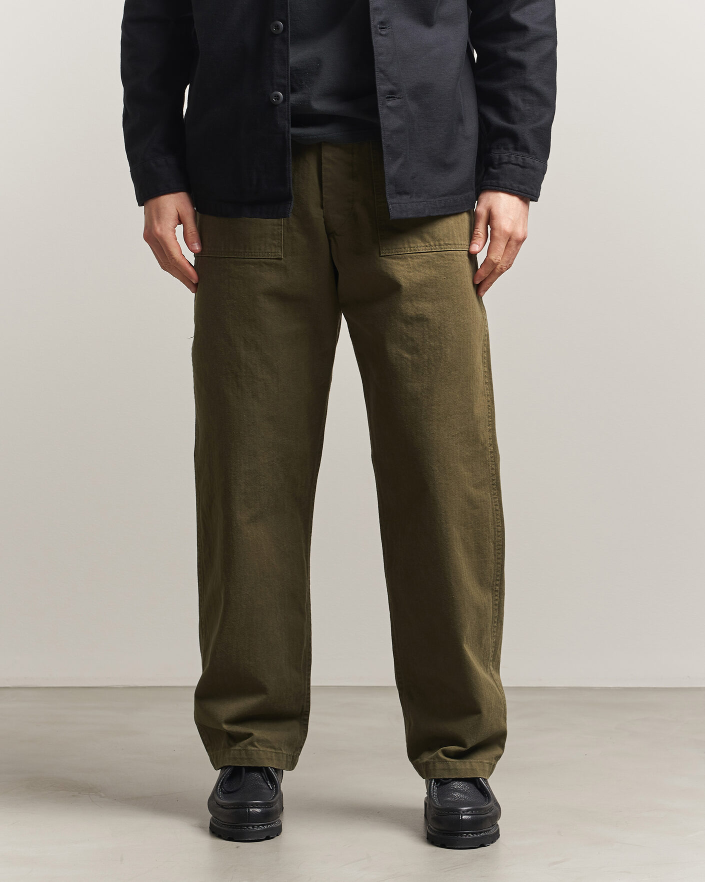 Men | Trousers | orSlow | Vintage Fit Herringbone Fatigue Pants Army Green