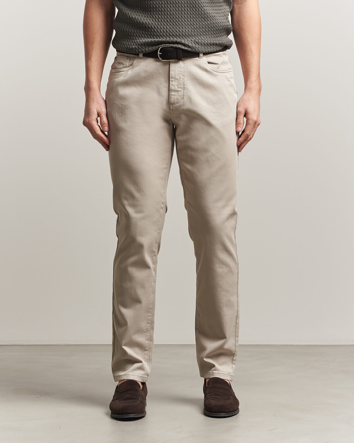 Men | Trousers | Oscar Jacobson | Slim Fit 5-Pocket Chino Beige