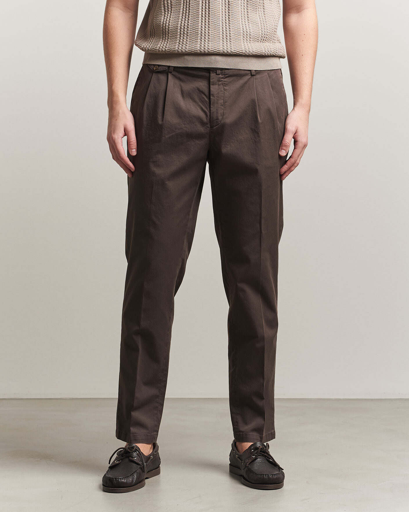Men | Trousers | Briglia 1949 | Easy Fit Pleated Cotton Stretch Chino Brown