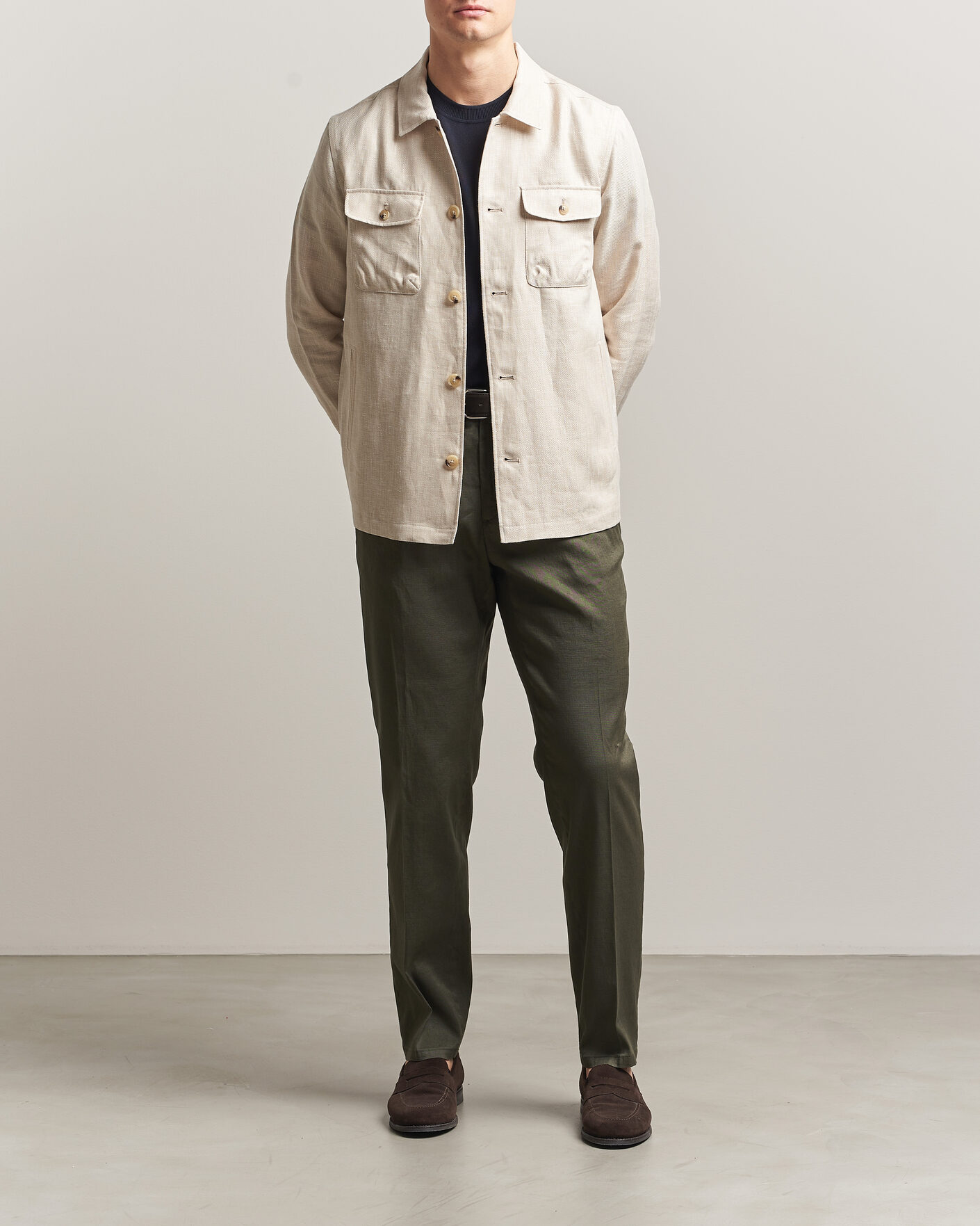 Briglia 1949 Pleated Linen Trousers Olive at CareOfCarl.com