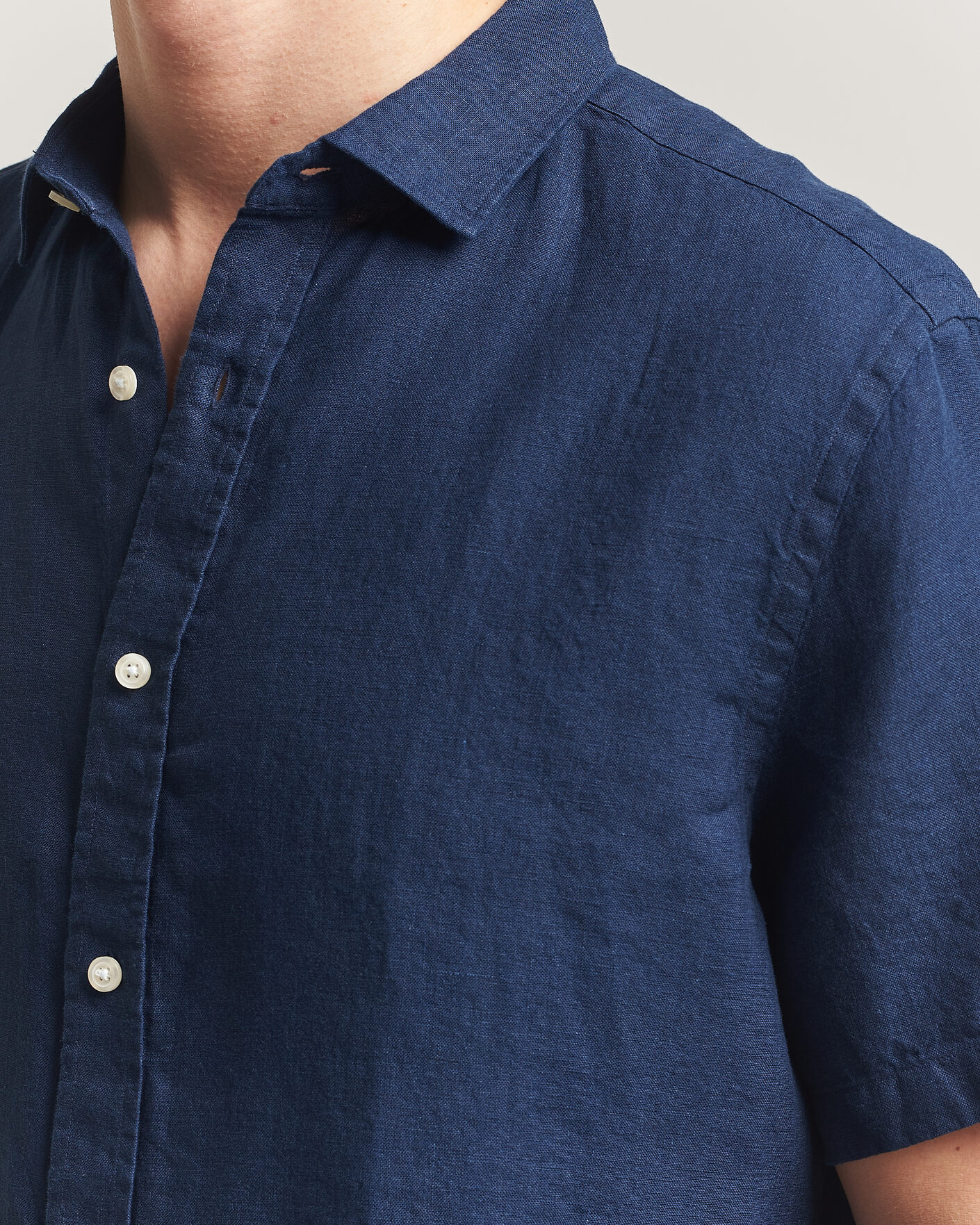 Men | Shirts | Charles Tyrwhitt | Pure Linen Short Sleeve Slim Fit Shirt Navy