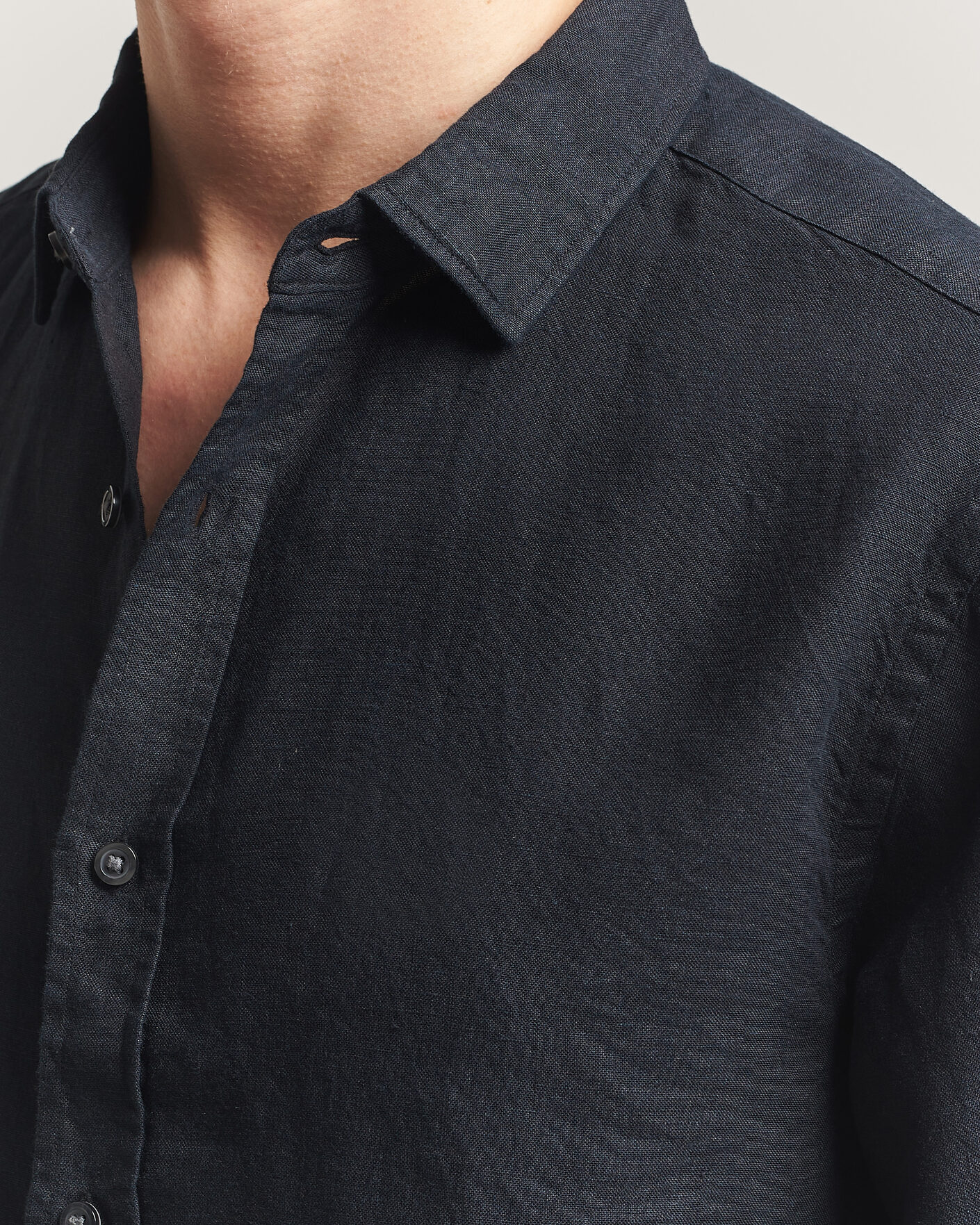Men | Shirts | Charles Tyrwhitt | Pure Linen Slim Fit Shirt Black