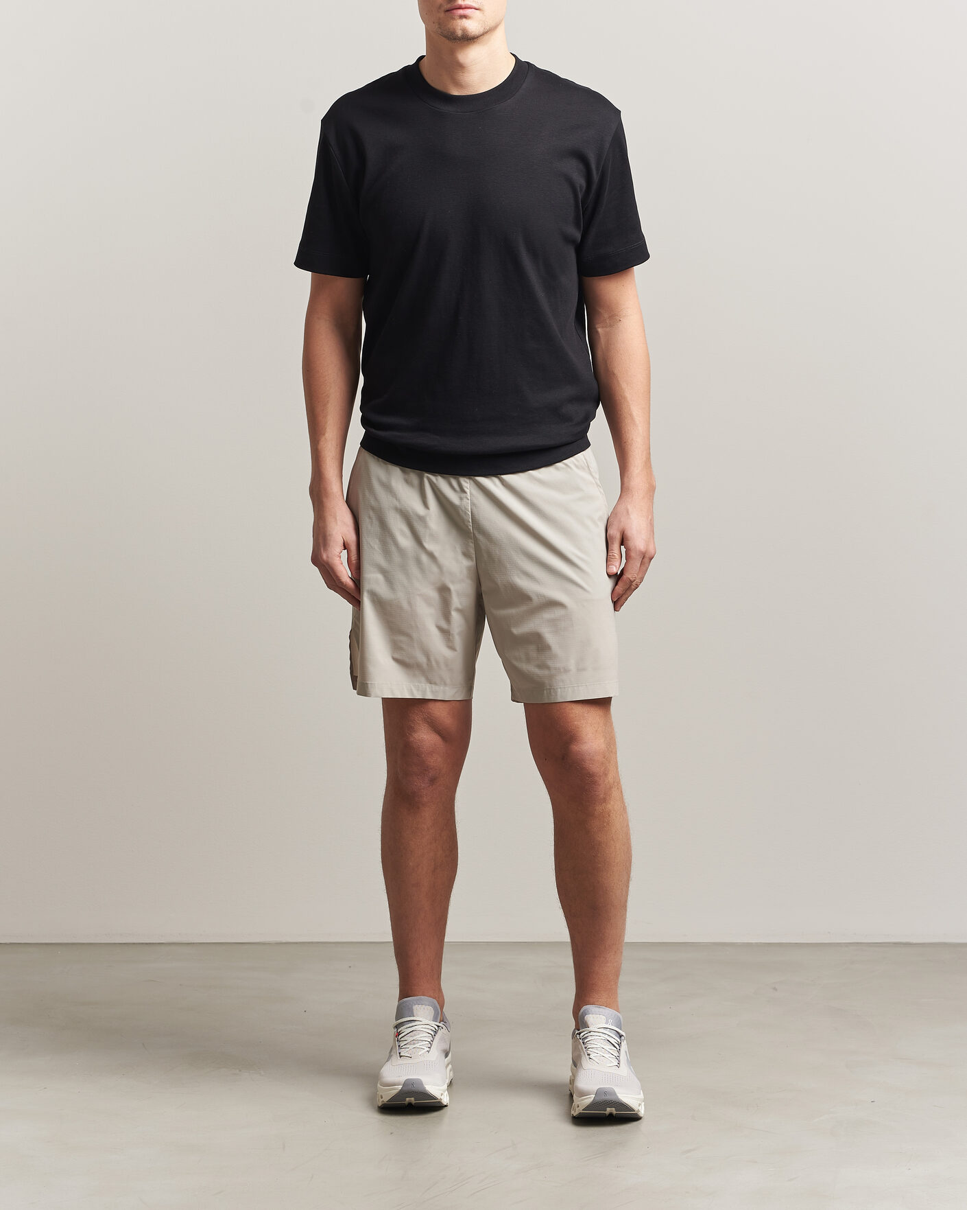 Men | Shorts | Houdini | Pace Light Shorts Greenish Grey