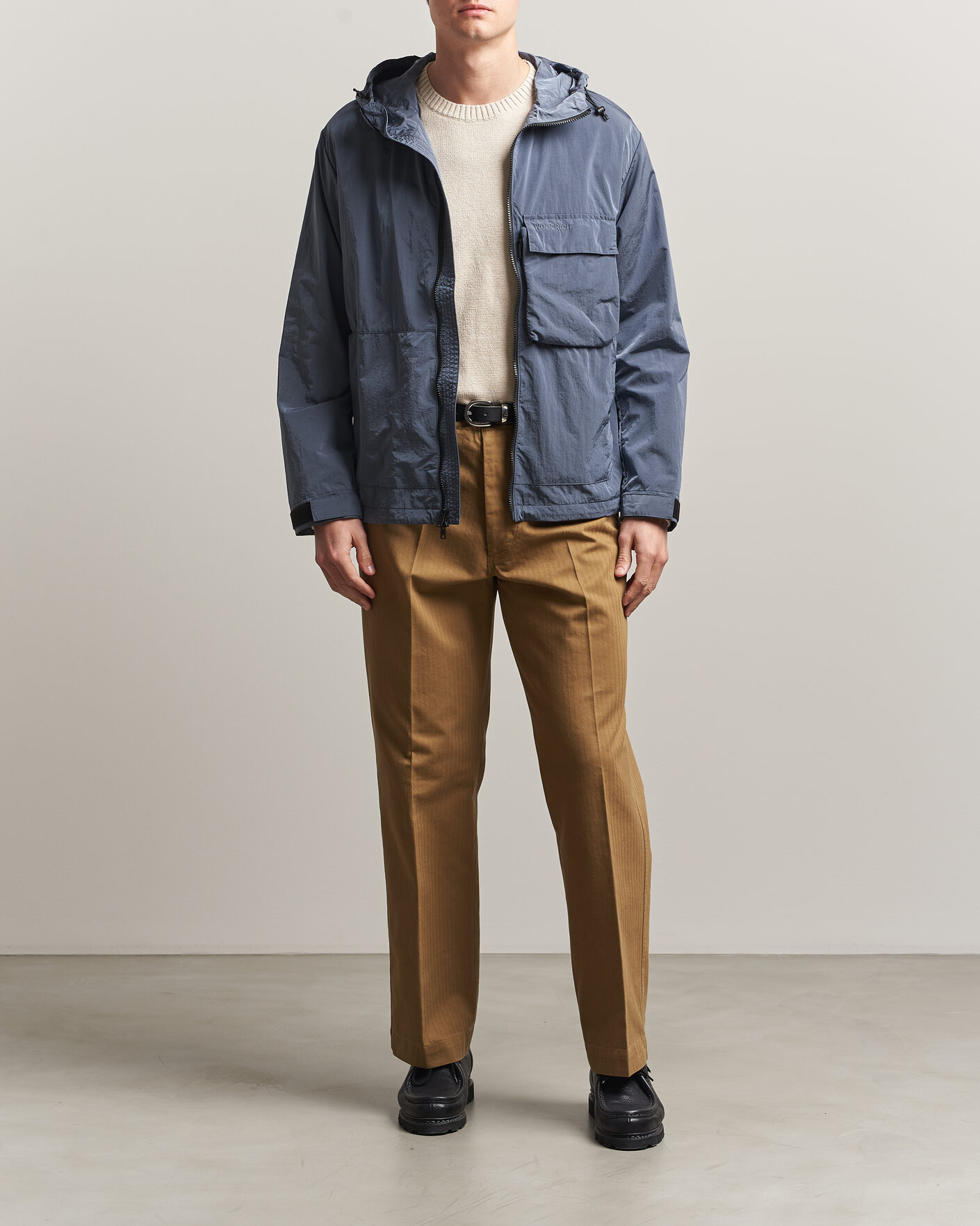 Men | Coats & Jackets | Woolrich | Shiny Nylon Hooded Jacket Grisaille