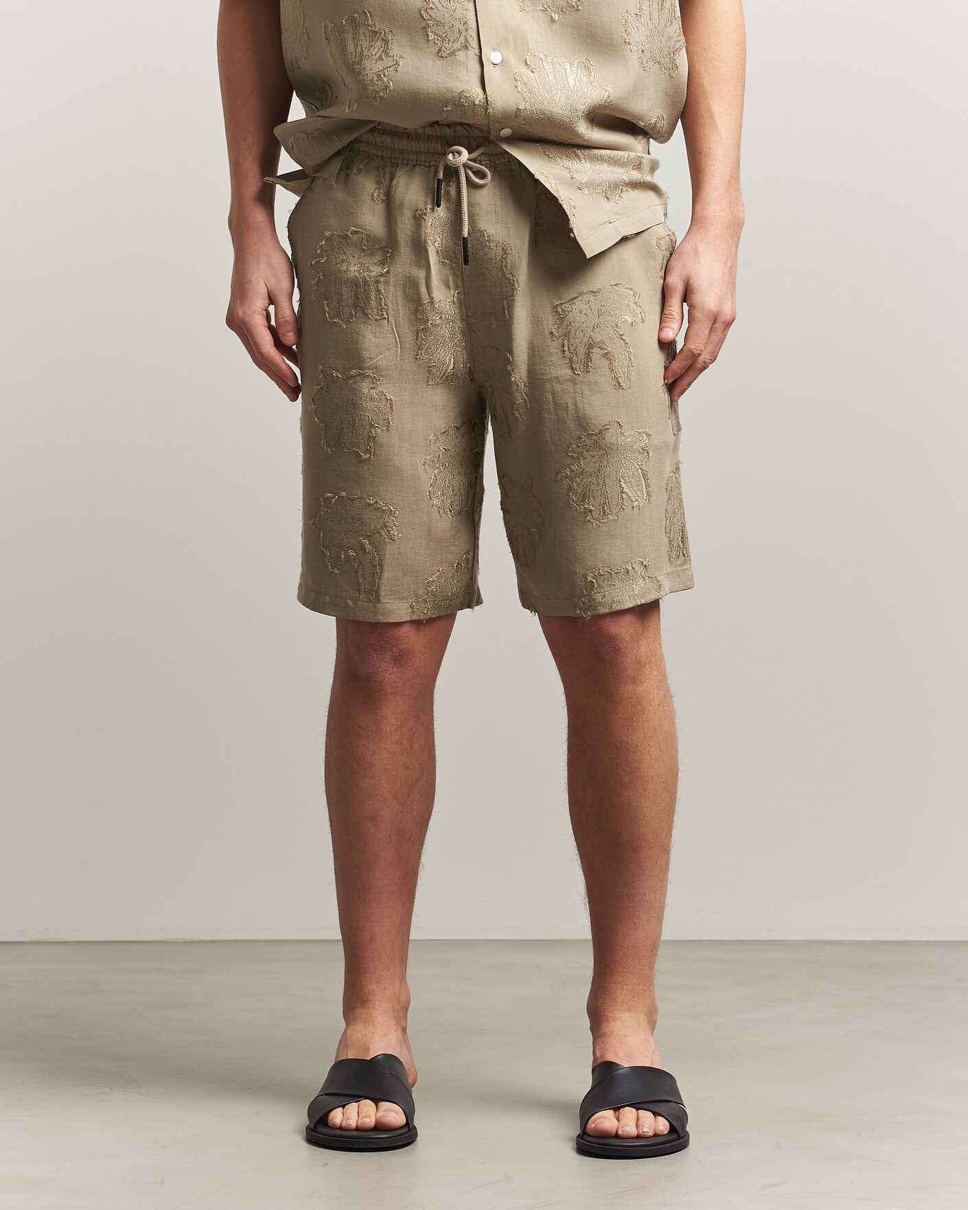 Men | Shorts | OAS | Nicola Lyocell Shorts Palmoza