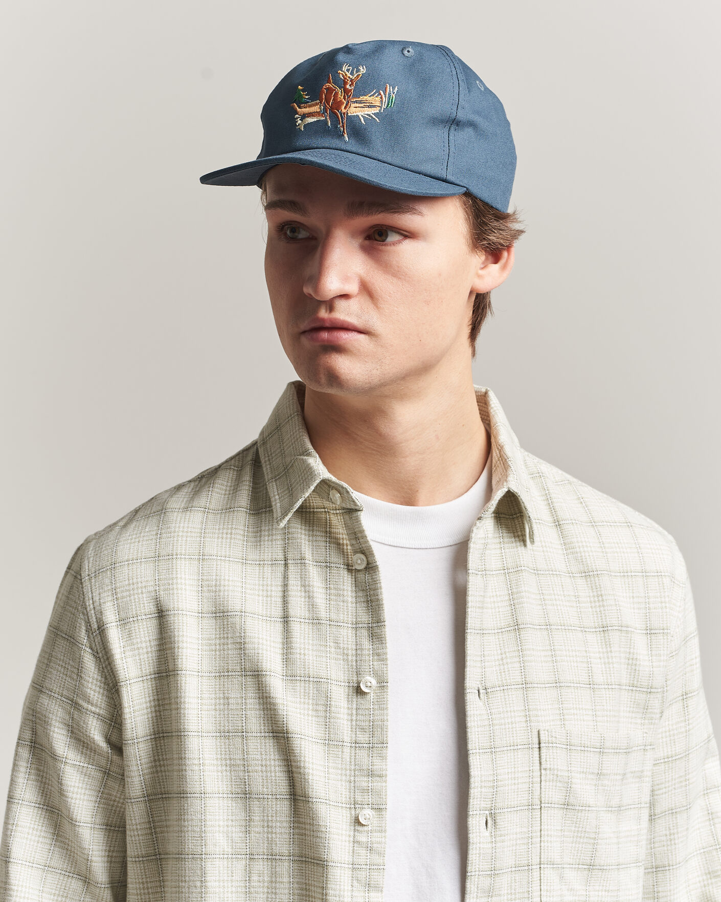 Men | Hats & Caps | Filson | Deer Trucker Cap Dusty Blue