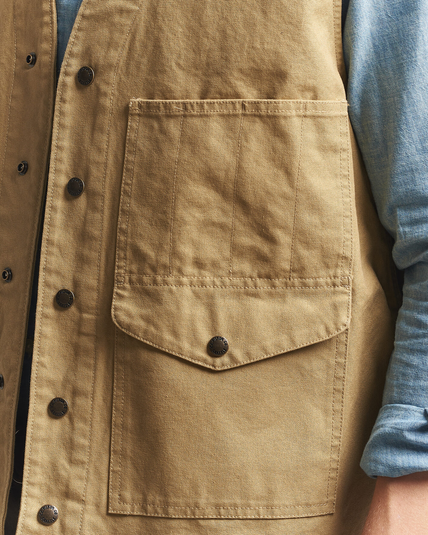 Men | Gilets | Filson | Dry Tin Vest Tan
