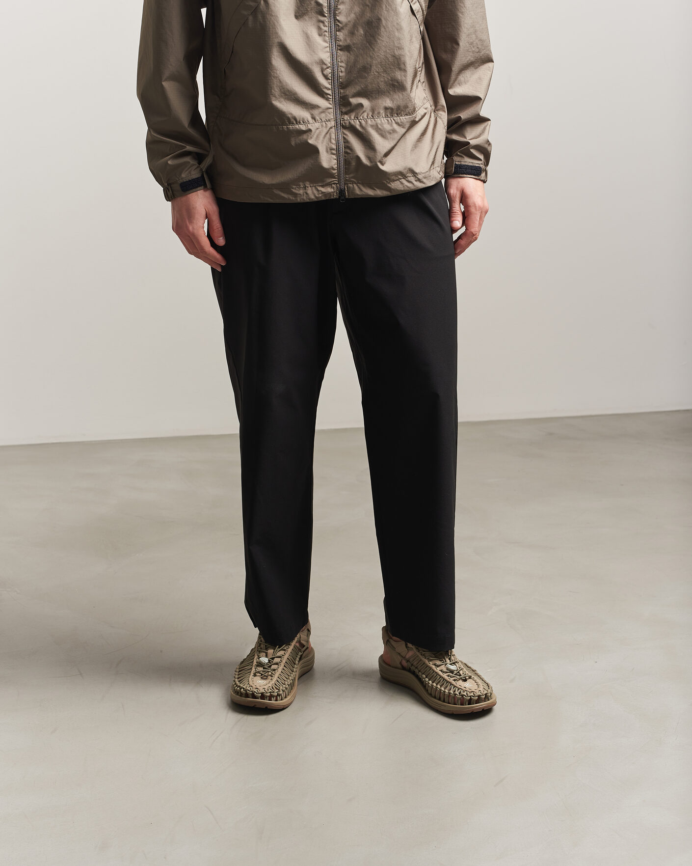 Men | Sandals & Slides | KEEN | Uneek Sneaker Sandal Timberwolf