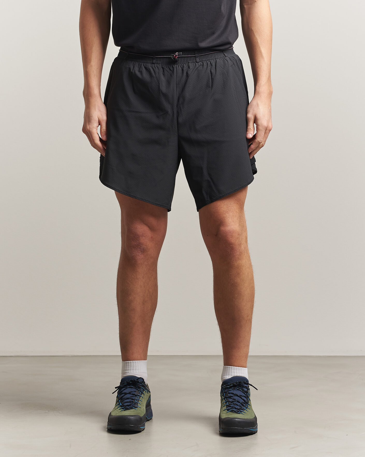 Men | Shorts | Klättermusen | Diser Light Running Shorts Black