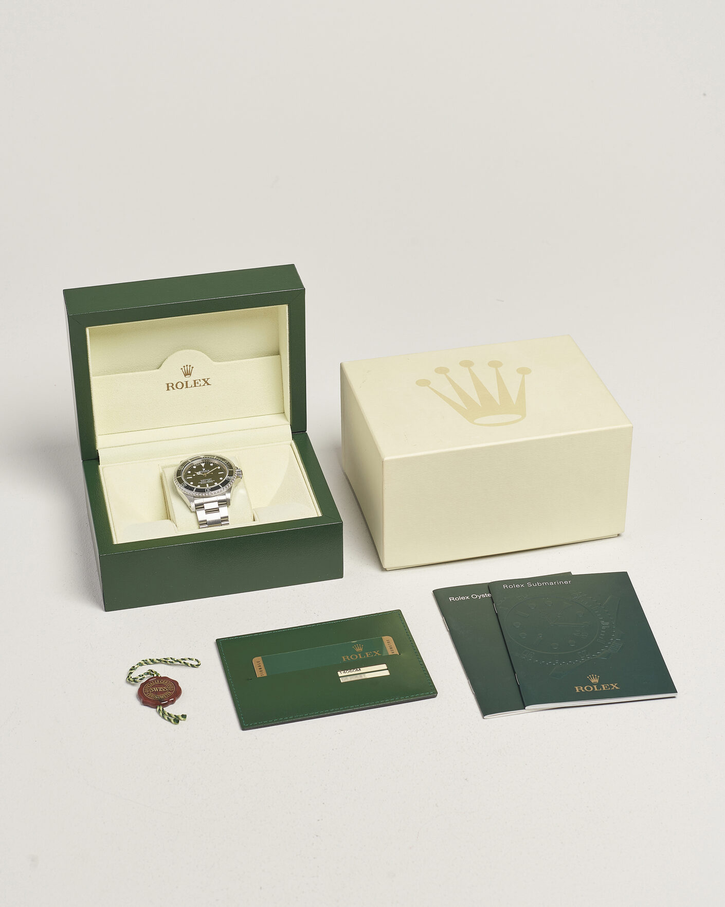 Men | Pre-Owned & Vintage Watches | Rolex Pre-Owned | Submariner No Date
