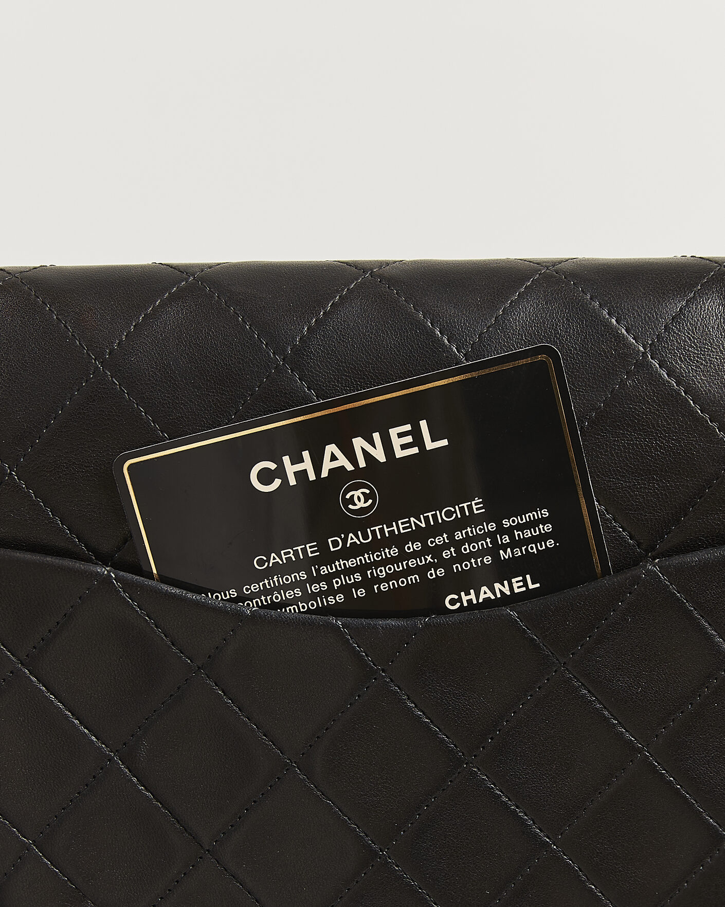 Men | Pre-Owned & Vintage Bags | Chanel Pre-Owned | Classic Medium Double Flap Bag Black