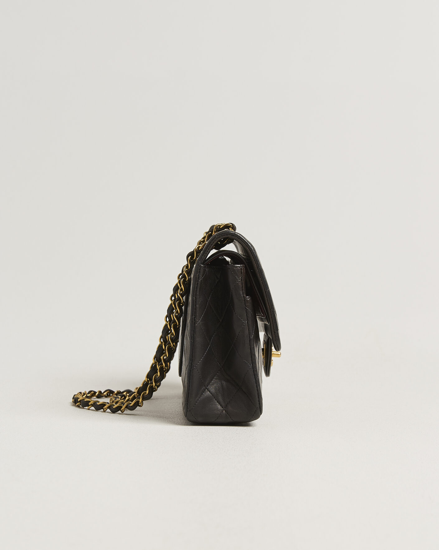 Men | Pre-Owned & Vintage Bags | Chanel Pre-Owned | Classic Medium Double Flap Bag Black