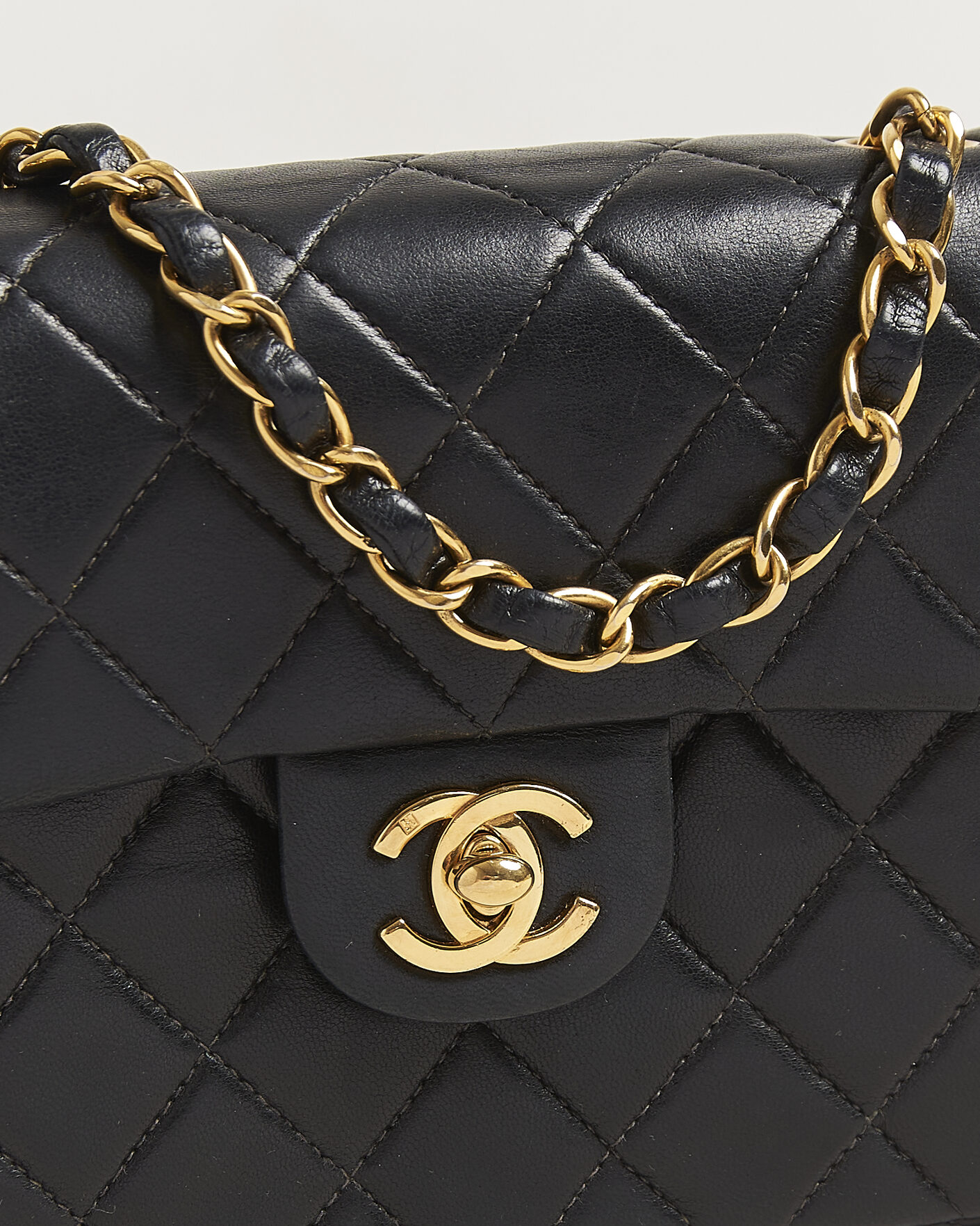 Men | Pre-Owned & Vintage Bags | Chanel Pre-Owned | Classic Mini Single Flap Square Bag Black