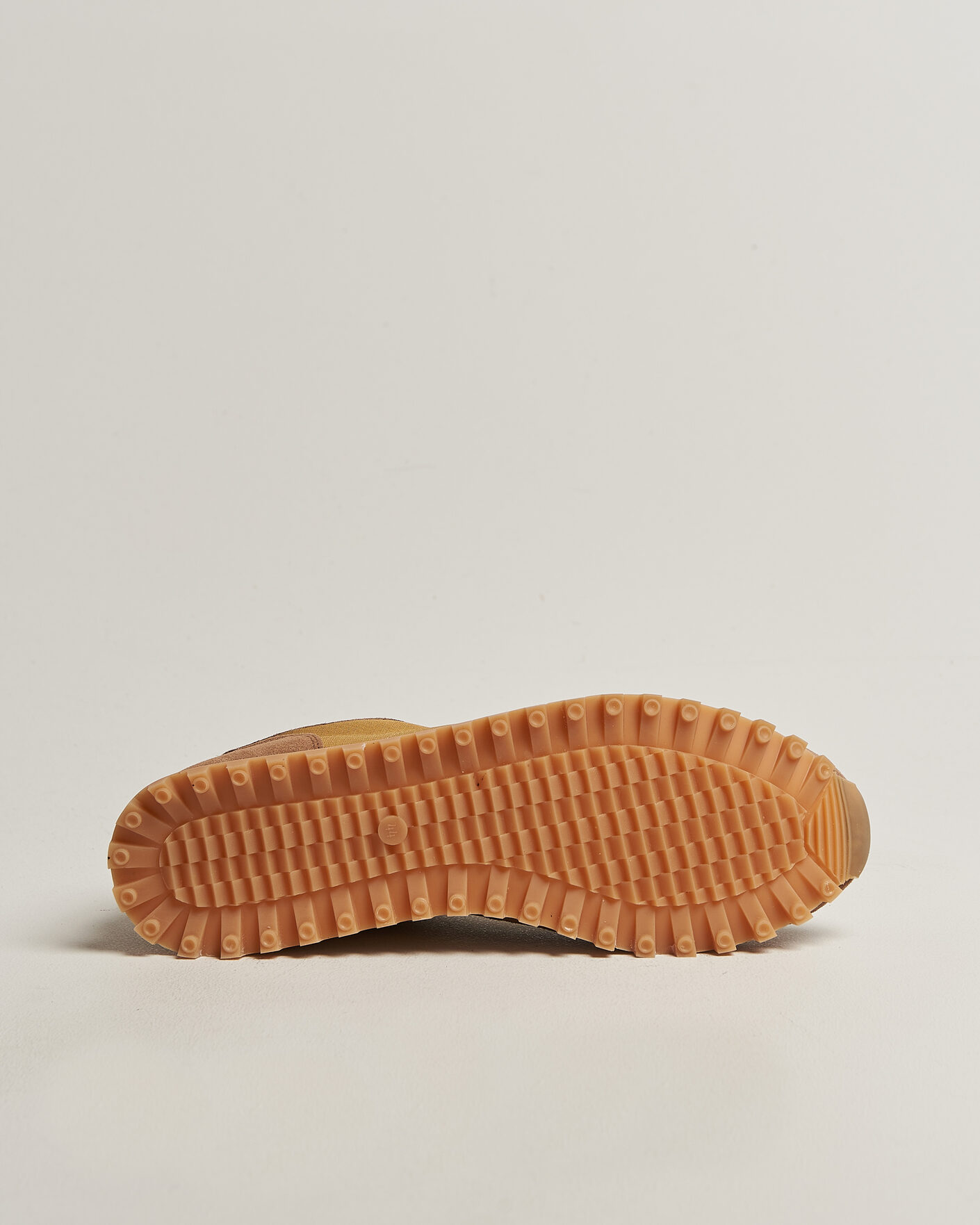Men | Sneakers | Novesta | Marathon Trail Running Sneaker Cognac/Beige