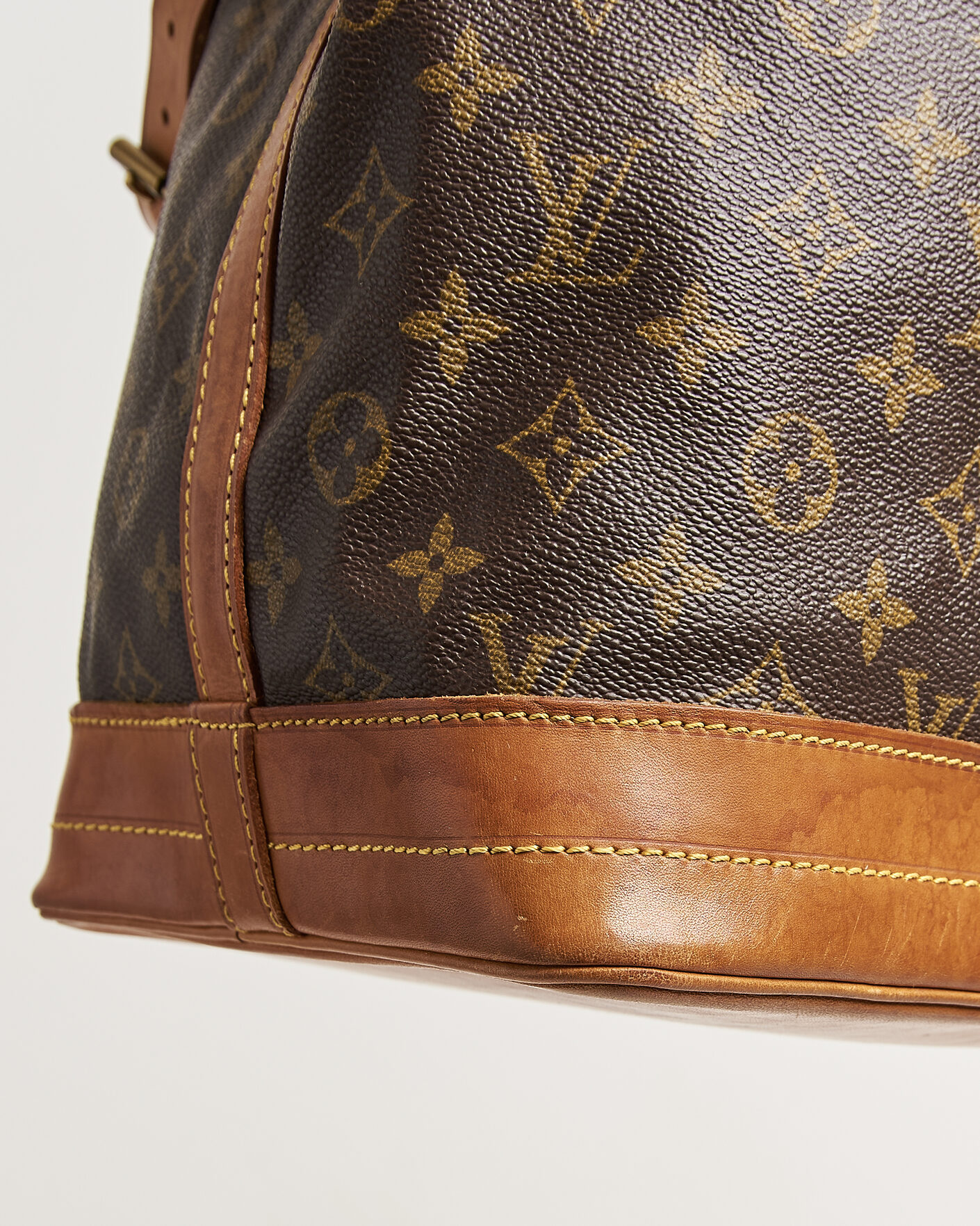 Men | Pre-Owned & Vintage Bags | Louis Vuitton Pre-Owned | Noé Monogram