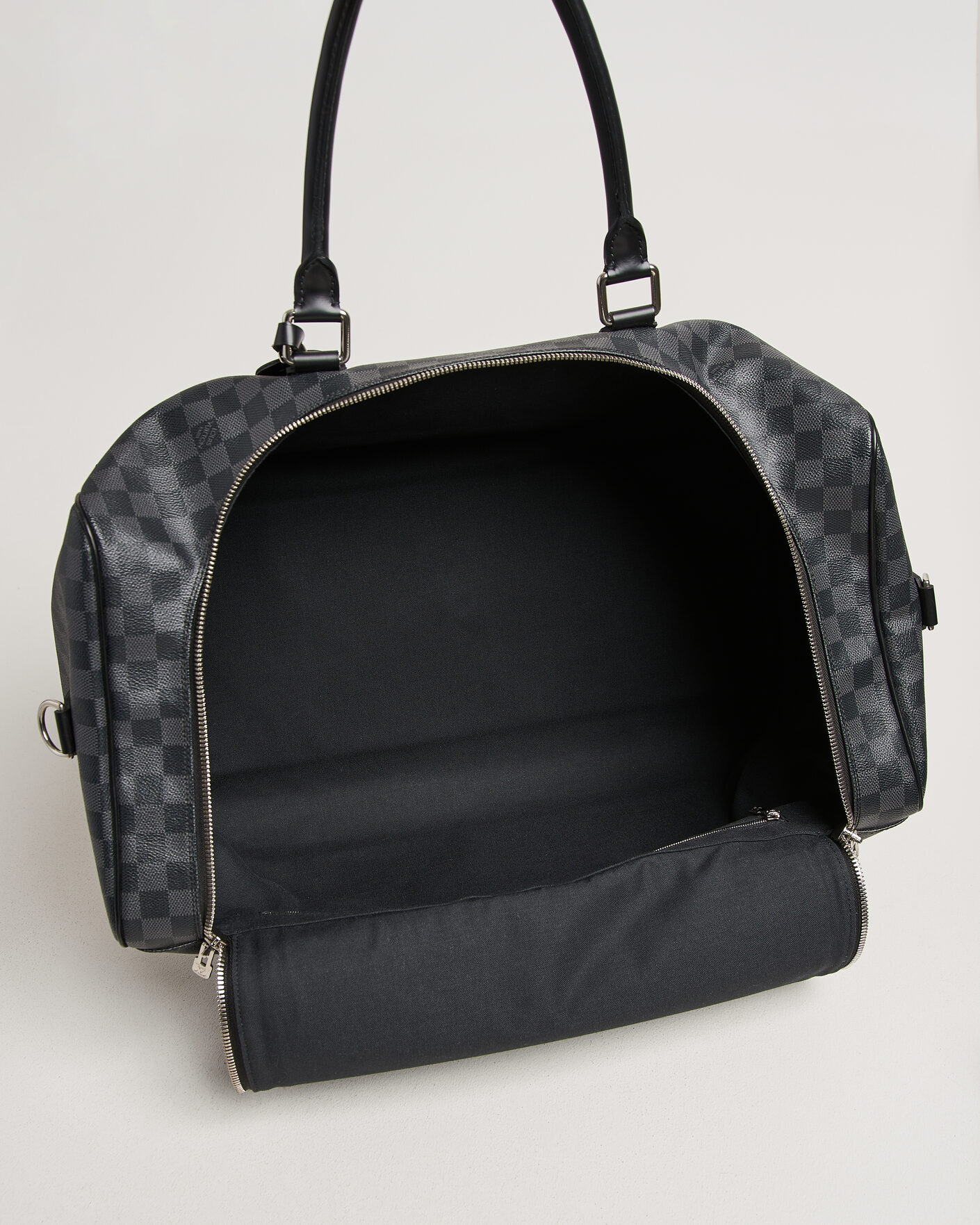 Men | Pre-Owned & Vintage Bags | Louis Vuitton Pre-Owned | Roadster 50 Damier Graphite